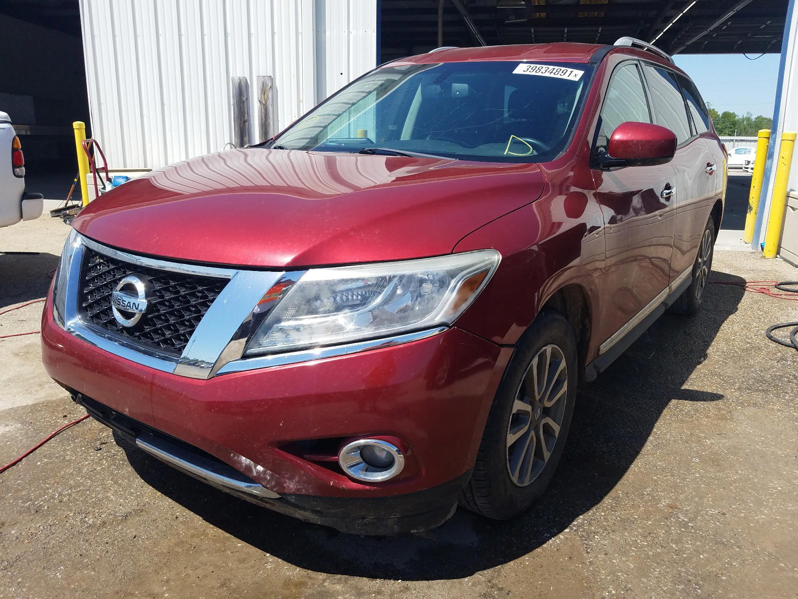 Photo 2 from auction – 2013 NISSAN PATHFINDER with VIN 5N1AR2MN8DC619473