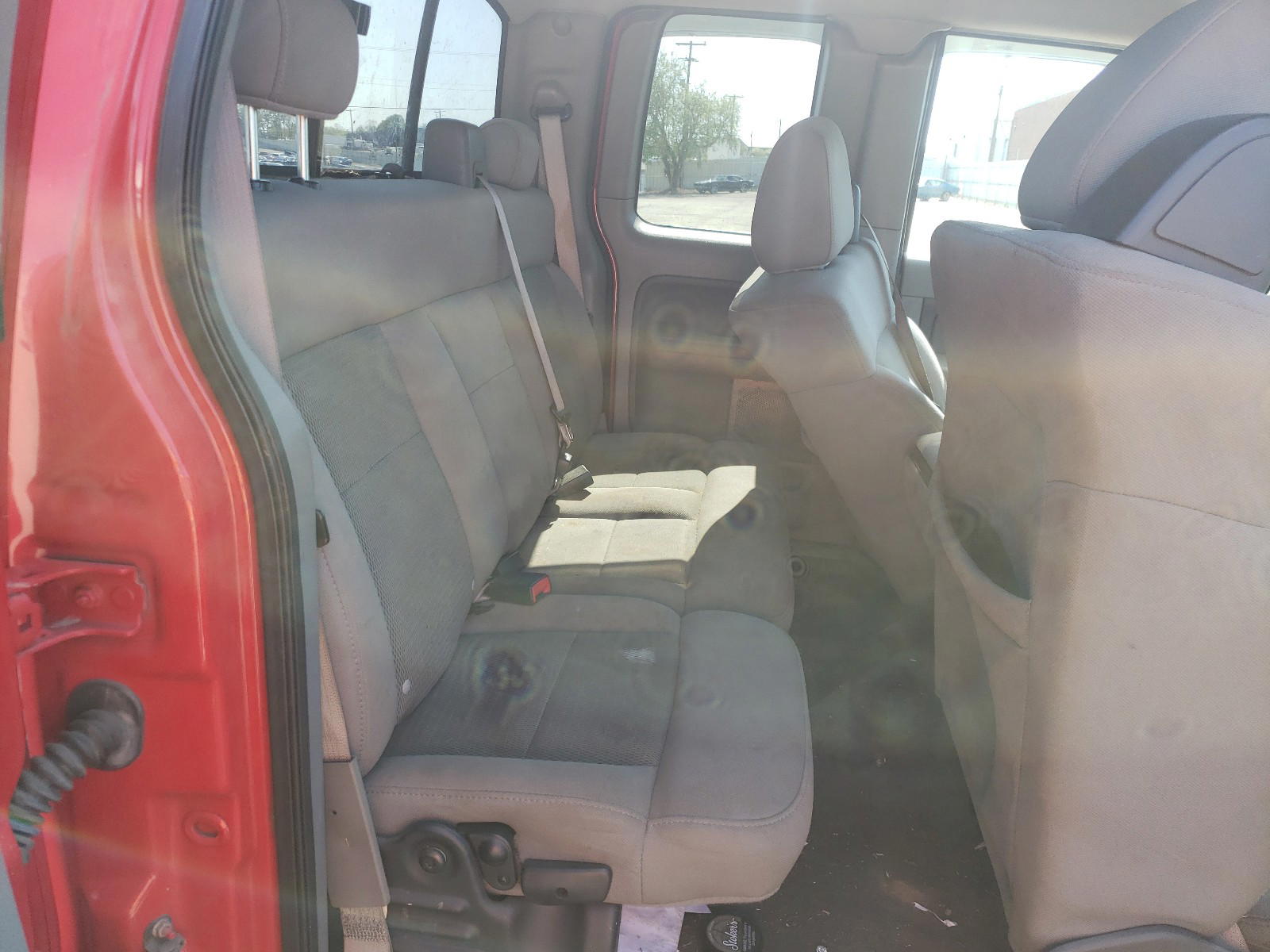 Photo 6 from auction – 2005 FORD F150 with VIN 1FTPX04575KC57166