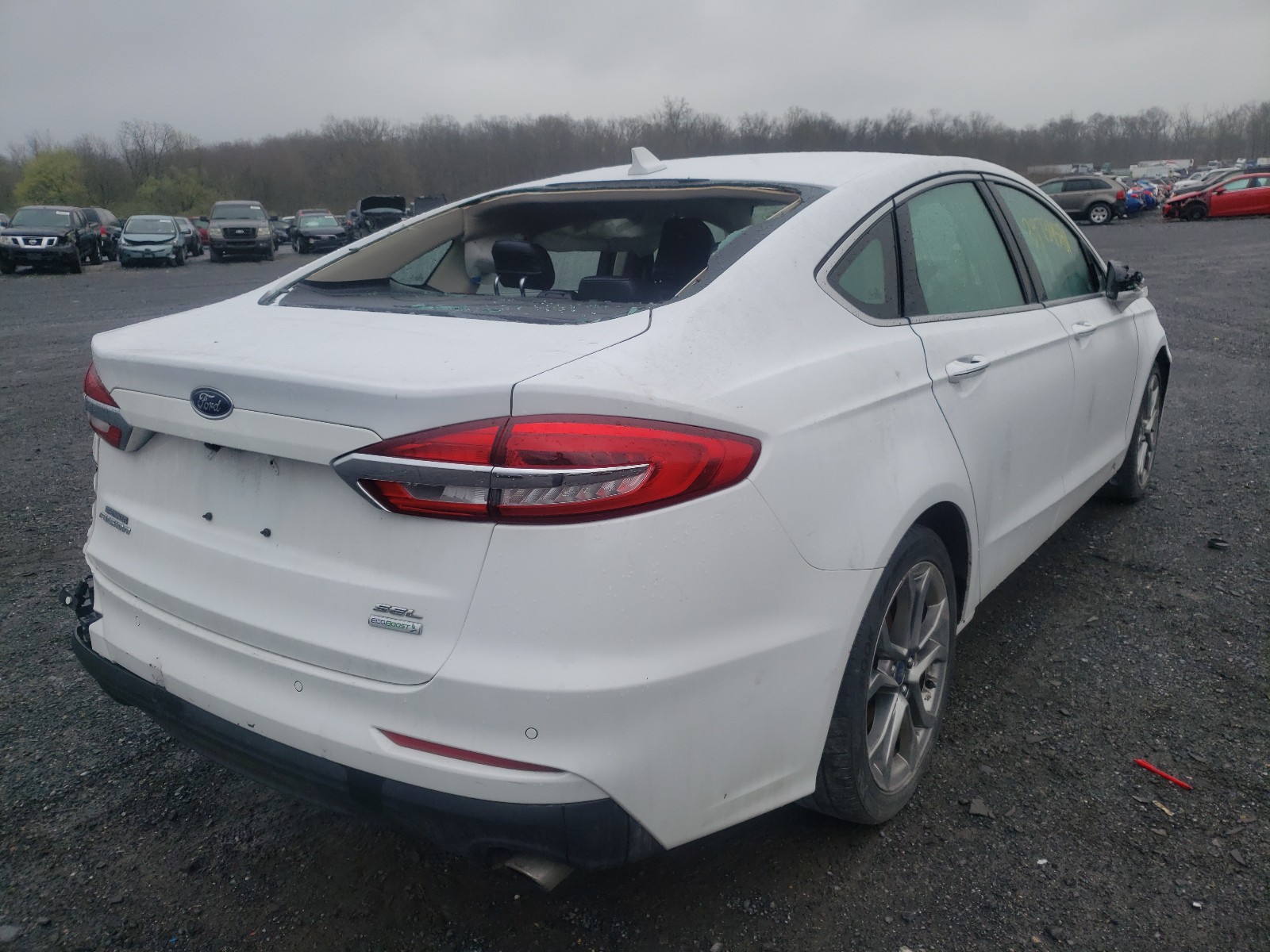 Zdjęcie 4 z aukcji – 2019 FORD FUSION SEL z VIN 3FA6P0CD8KR181751
