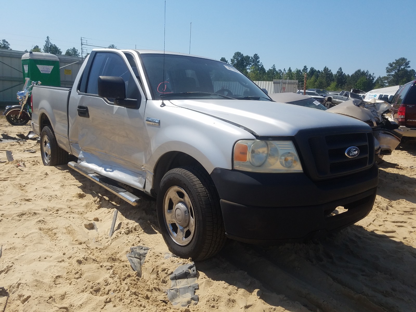 Photo 1 from auction – 2006 FORD F150 with VIN 1FTRX12W16NA33675