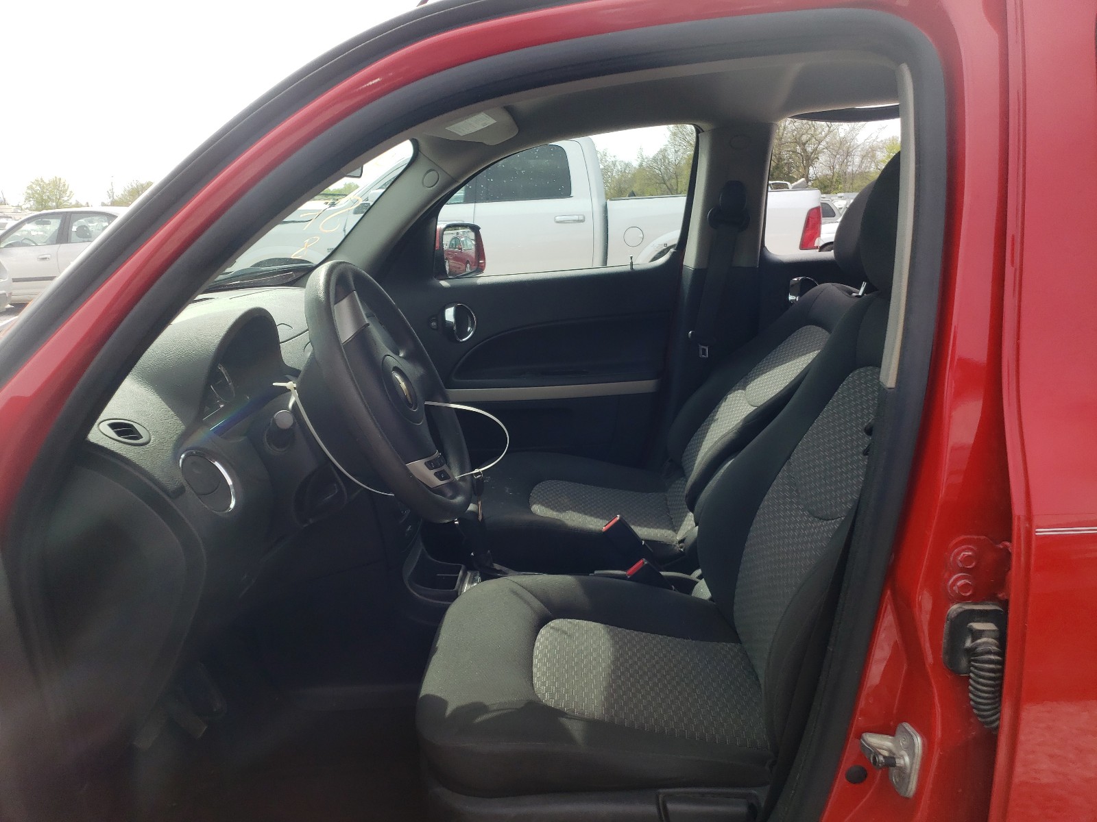 Photo 5 from auction – 2009 CHEVROLET HHR LT with VIN 3GNCA23B69S637152