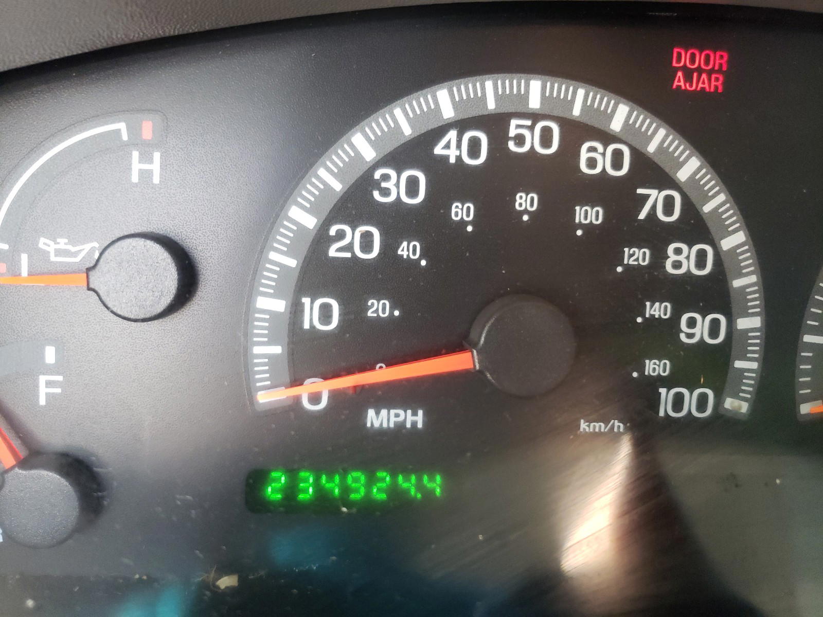 Photo 8 from auction – 2000 FORD F150 with VIN 2FTZX1726YCA71403