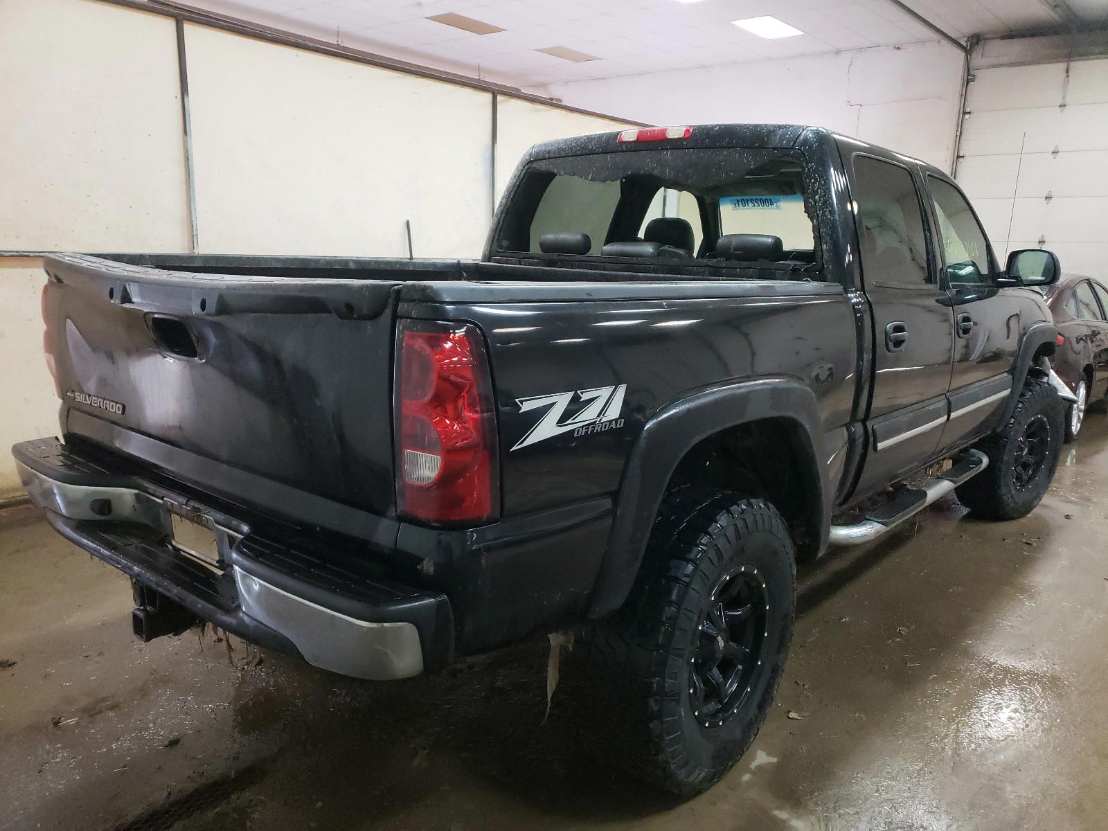 Photo 4 from auction – 2006 CHEVROLET SILVERADO with VIN 2GCEK13TX61345383