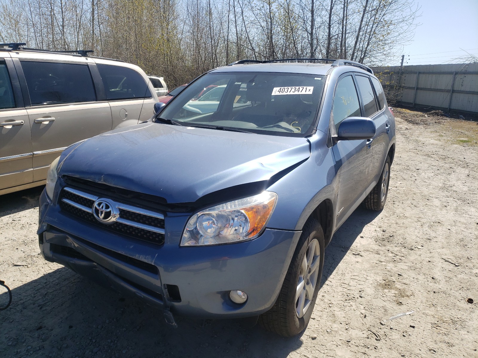 Photo 2 from auction – 2007 TOYOTA RAV4 LIMIT with VIN JTMBD31V875123518