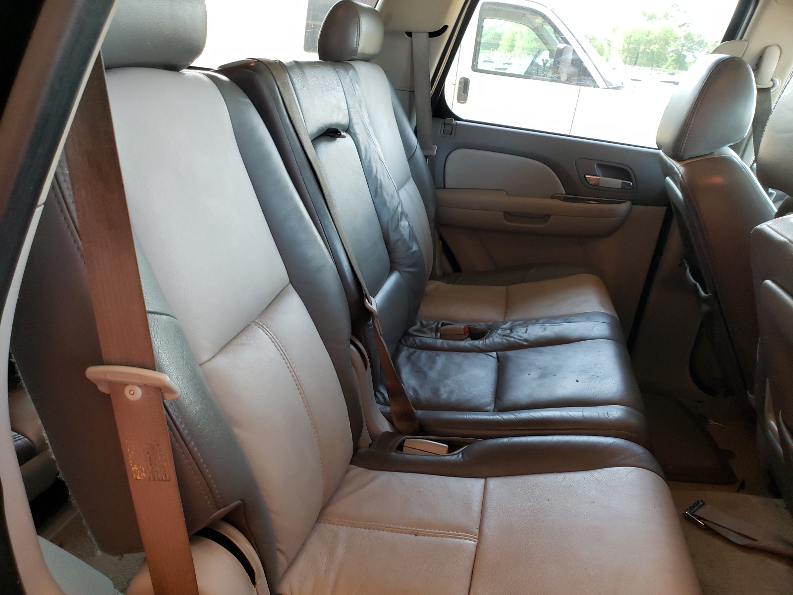 Photo 6 from auction – 2007 CHEVROLET TAHOE C150 with VIN 1GNFC13C07R254253