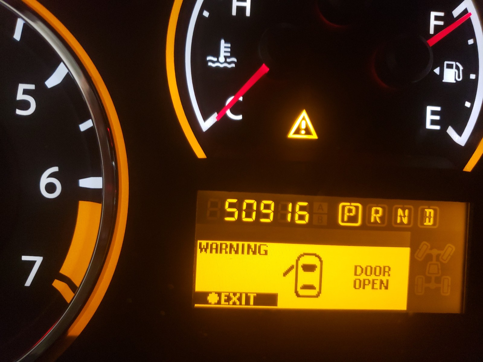 Photo 8 from auction – 2014 NISSAN ARMADA SV with VIN 5N1BA0ND2EN602552