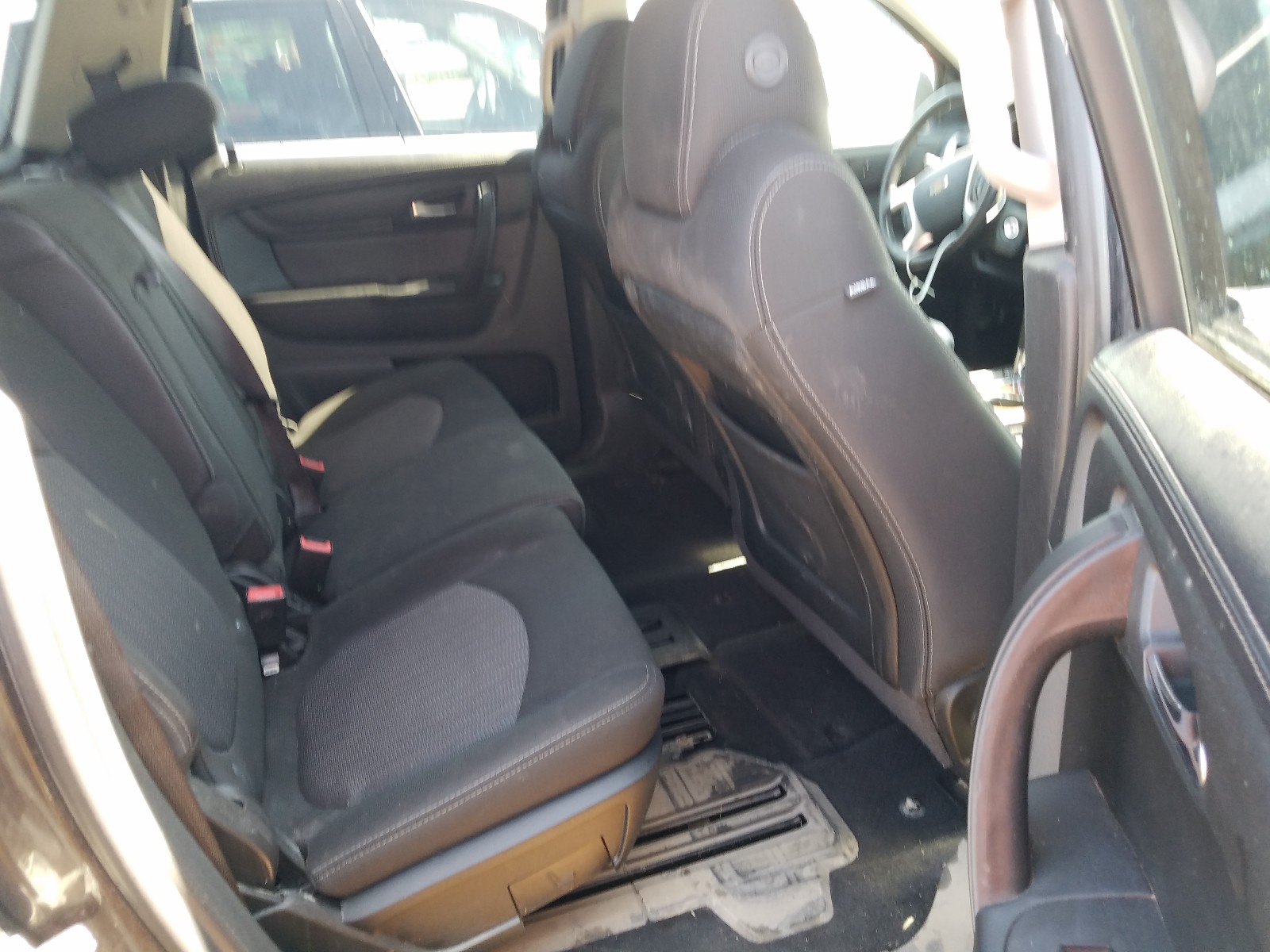 Photo 6 from auction – 2013 CHEVROLET TRAVERSE L with VIN 1GNKRGKD2DJ132028