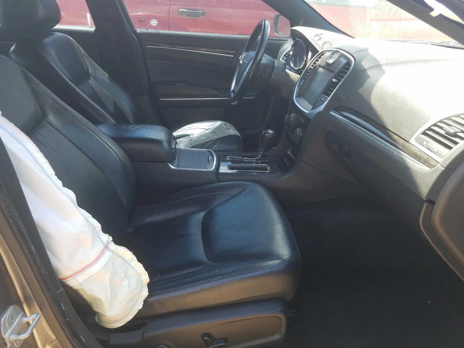 Photo 5 from auction – 2011 CHRYSLER 300 LIMITE with VIN 2C3CA5CG9BH595336