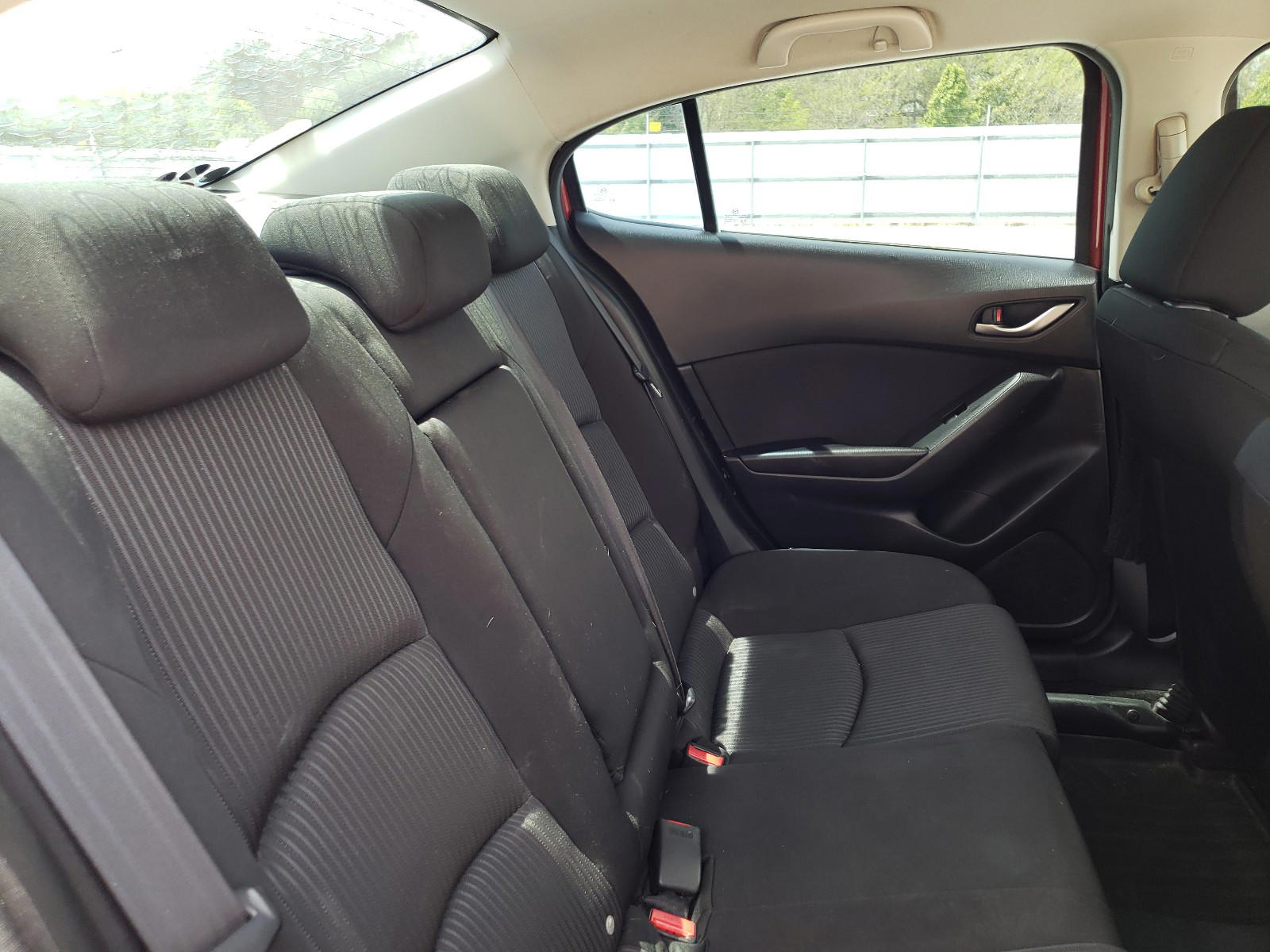 Photo 6 from auction – 2014 MAZDA 3 TOURING with VIN 3MZBM1V78EM104522