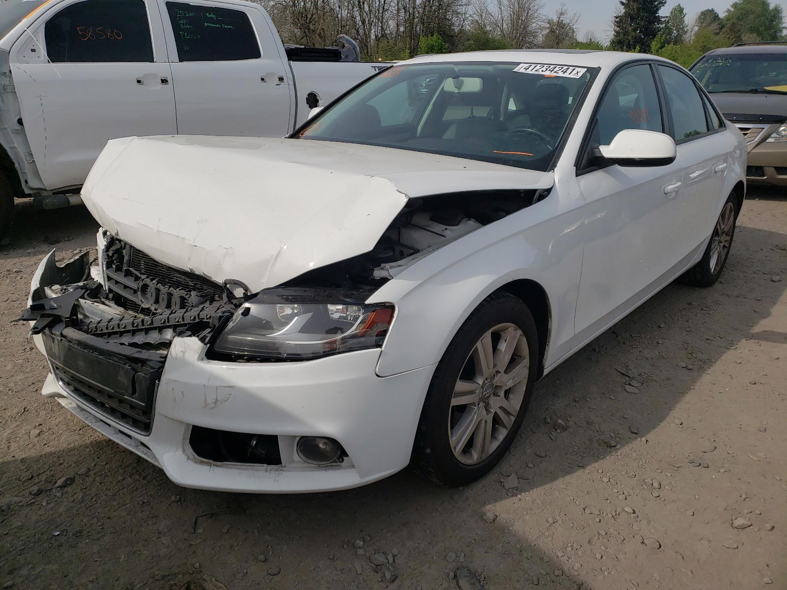 Photo 2 from auction – 2011 AUDI A4 PREMIUM with VIN WAUAFAFL0BN022786