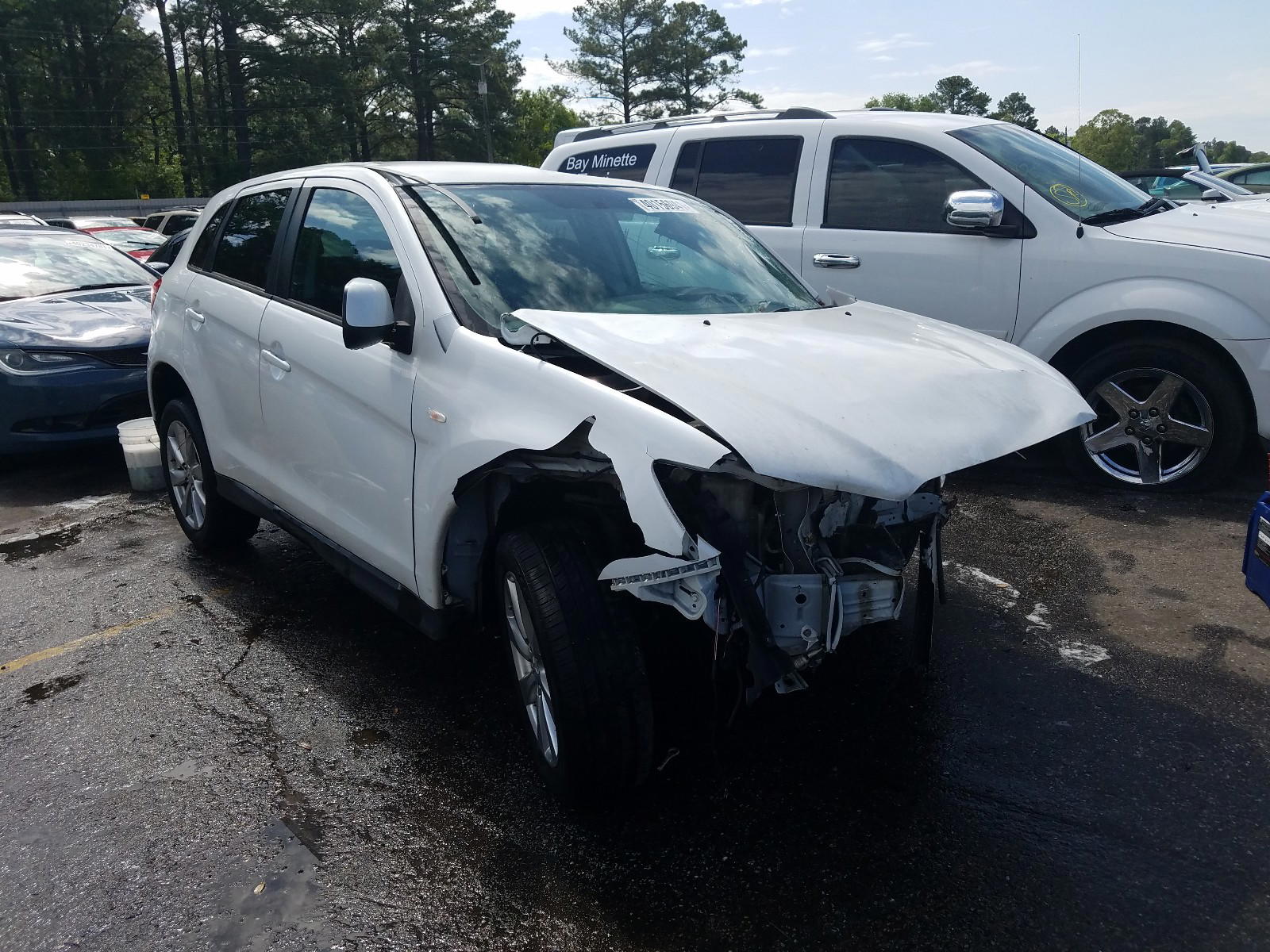 MITSUBISHI OUTLANDER 2015 with VIN 4A4AP3AU6FE057424 - Photo from auction