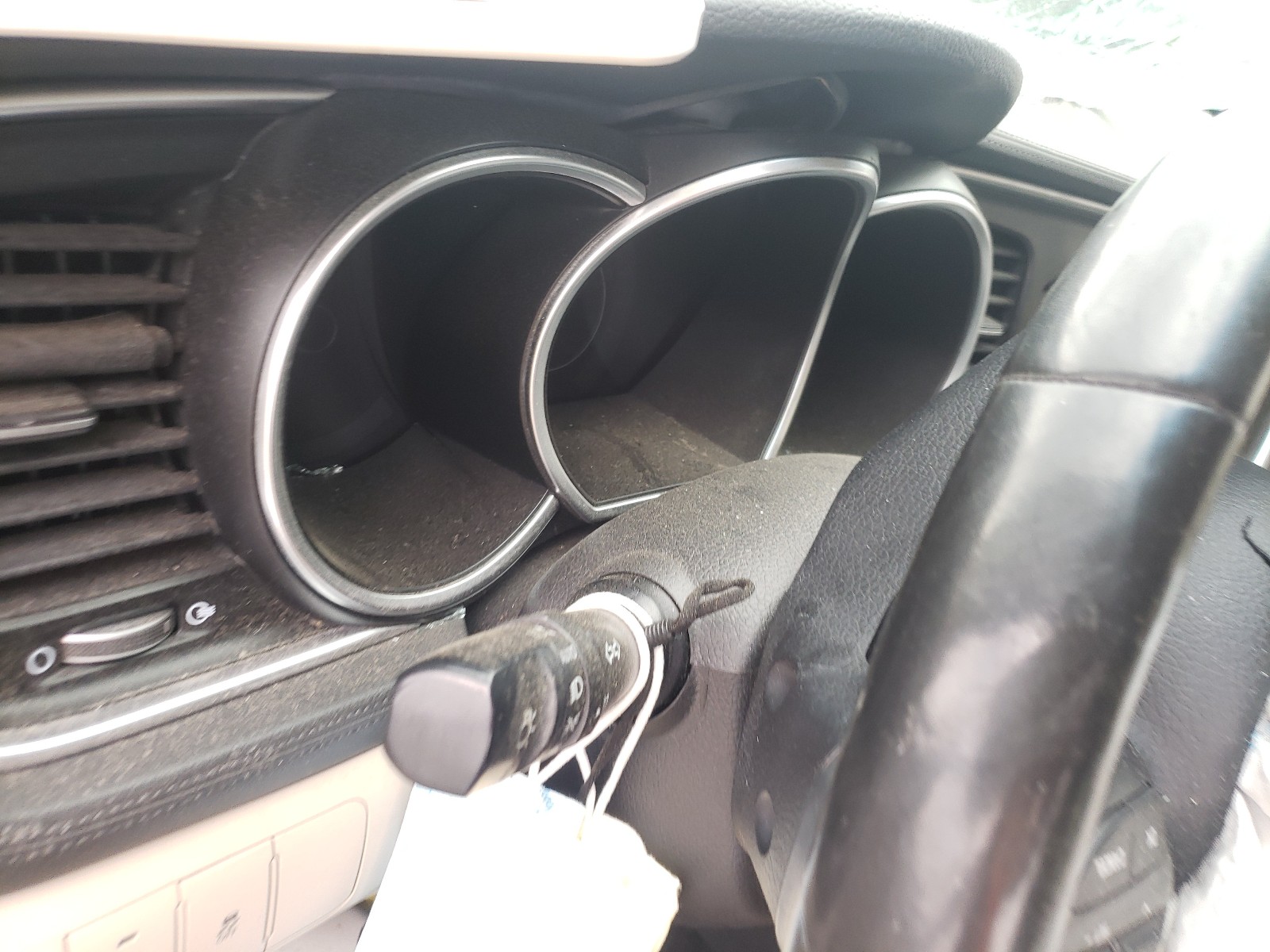 صورة رقم 8 من المزاد - 2015 KIA OPTIMA EX مع VIN 5XXGN4A73FG382678