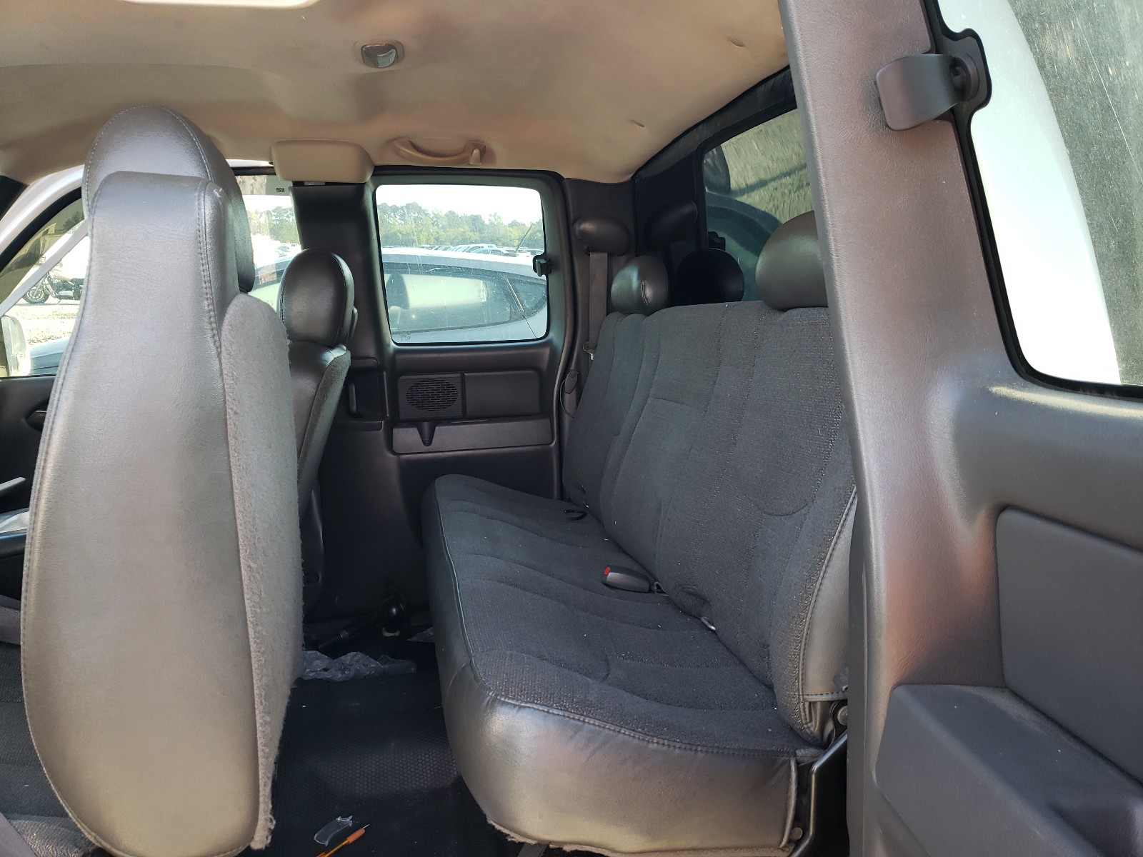 Photo 6 from auction – 2005 GMC NEW SIERRA with VIN 1GTEC19T65Z247347