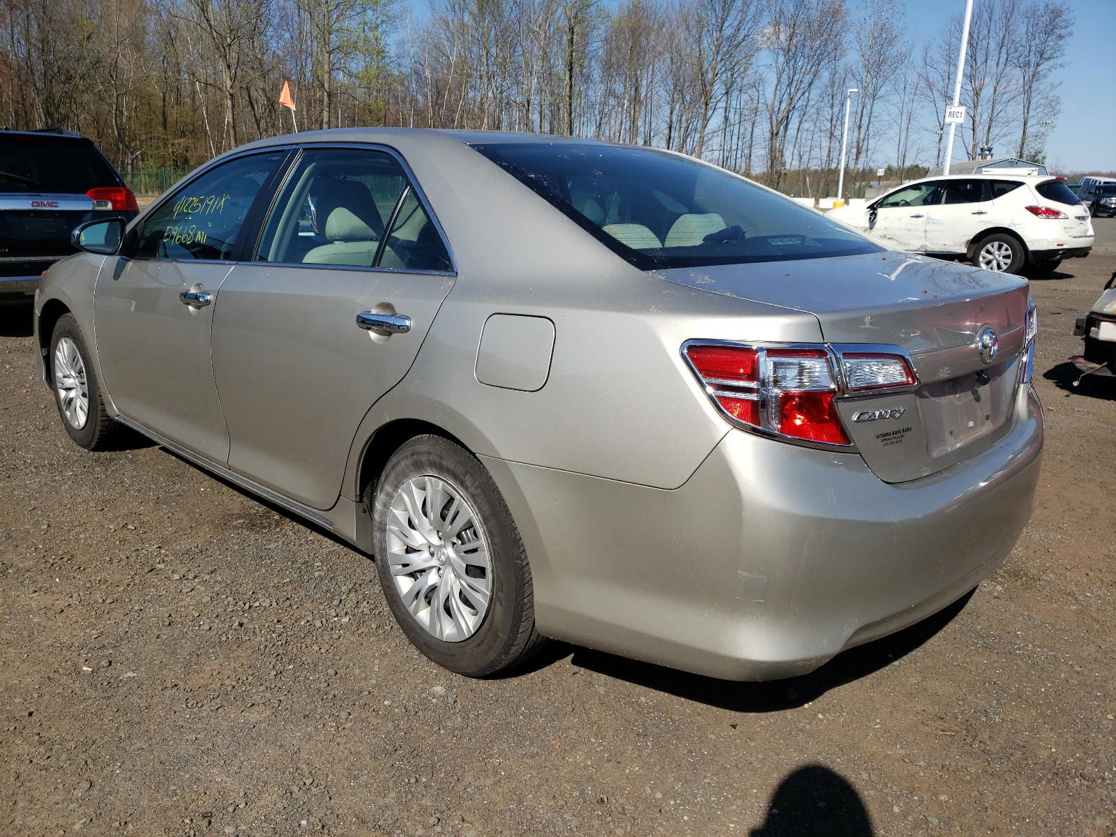 Photo 3 from auction – 2014 TOYOTA CAMRY L with VIN 4T4BF1FK2ER360359