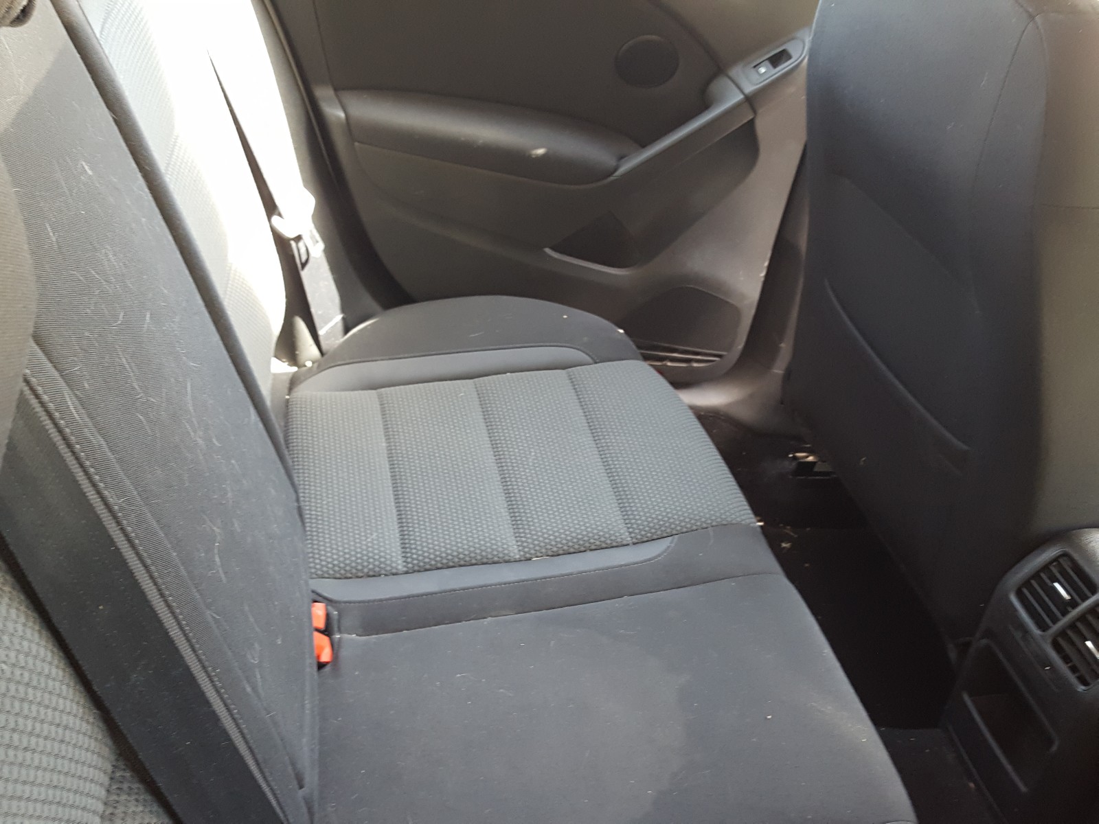 Photo 6 from auction – 2010 VOLKSWAGEN GOLF with VIN WVWDA7AJ8AW406511