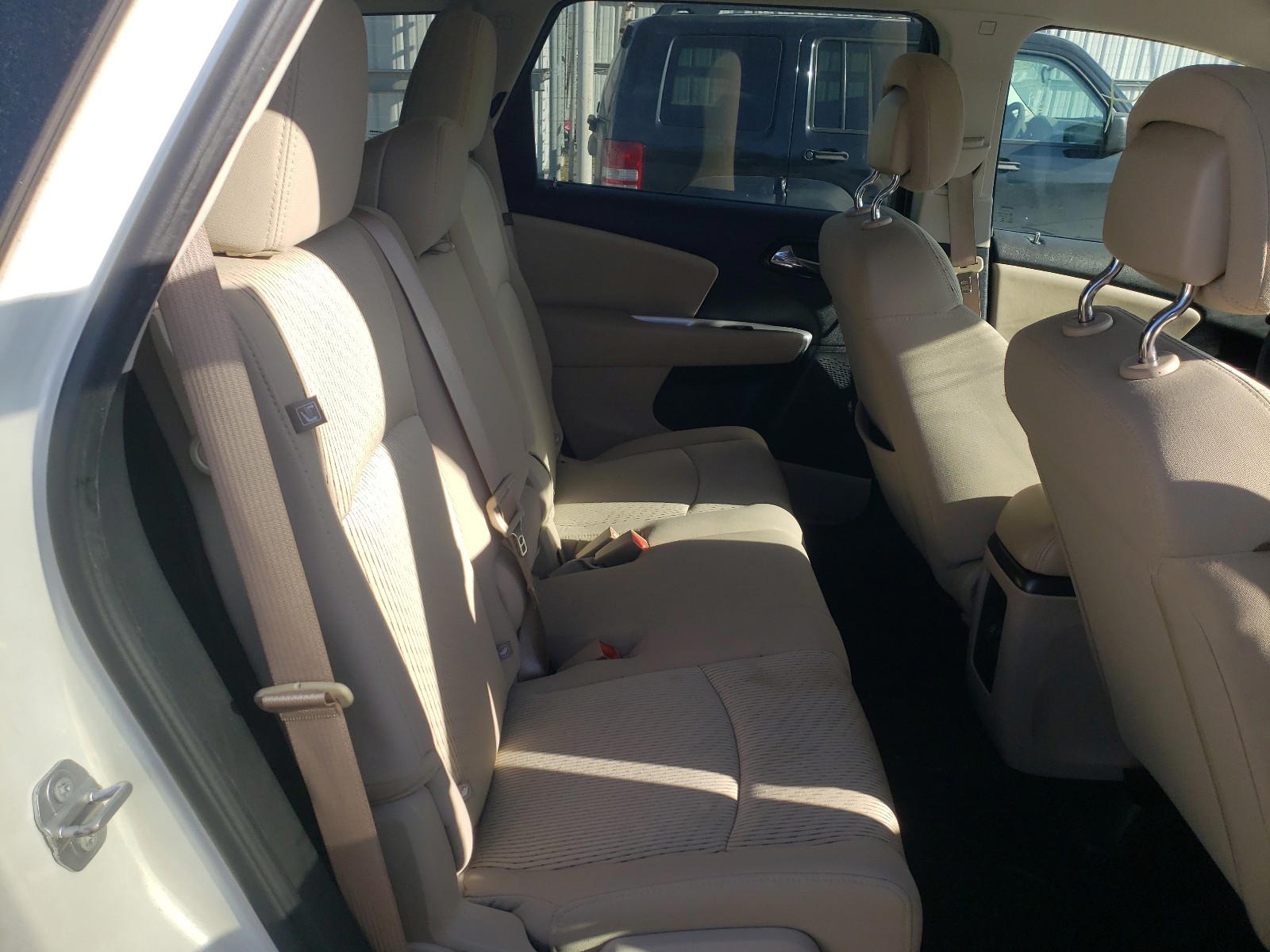 Photo 6 from auction – 2016 DODGE JOURNEY SE with VIN 3C4PDCAB6GT115798