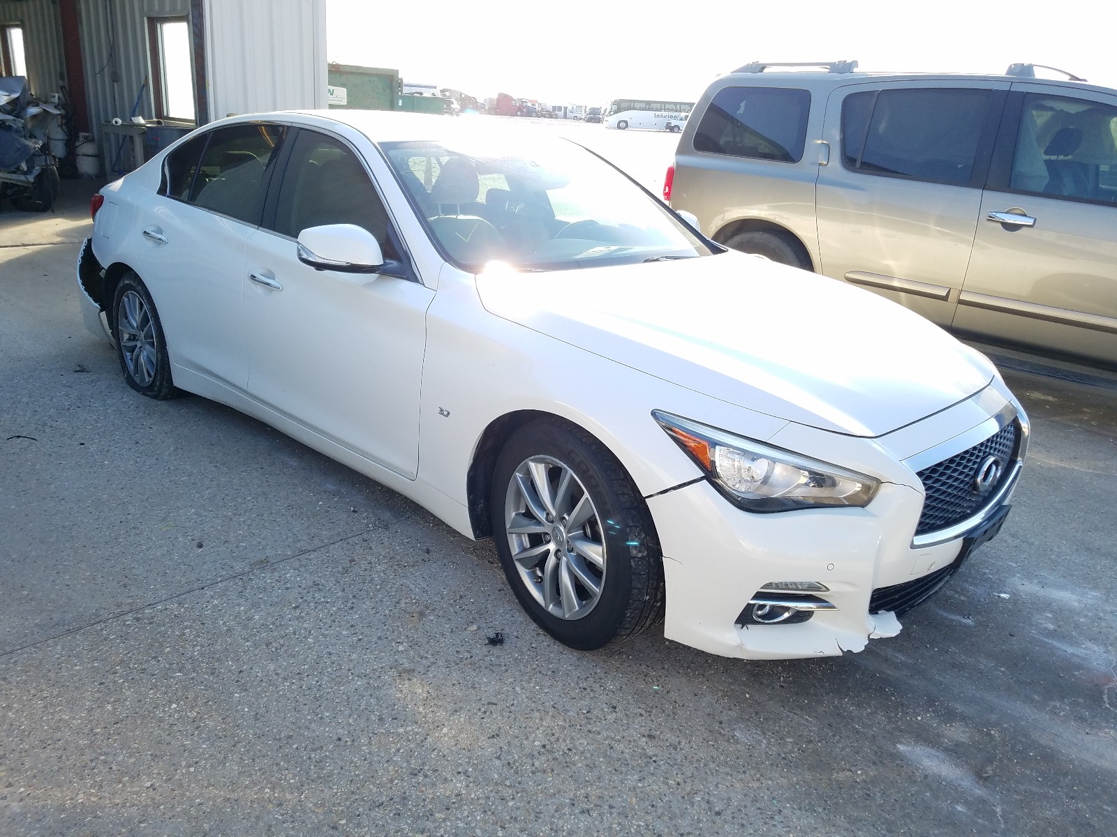 INFINITI Q50 BASE 2015 with VIN JN1BV7AP4FM343316 - Photo from auction