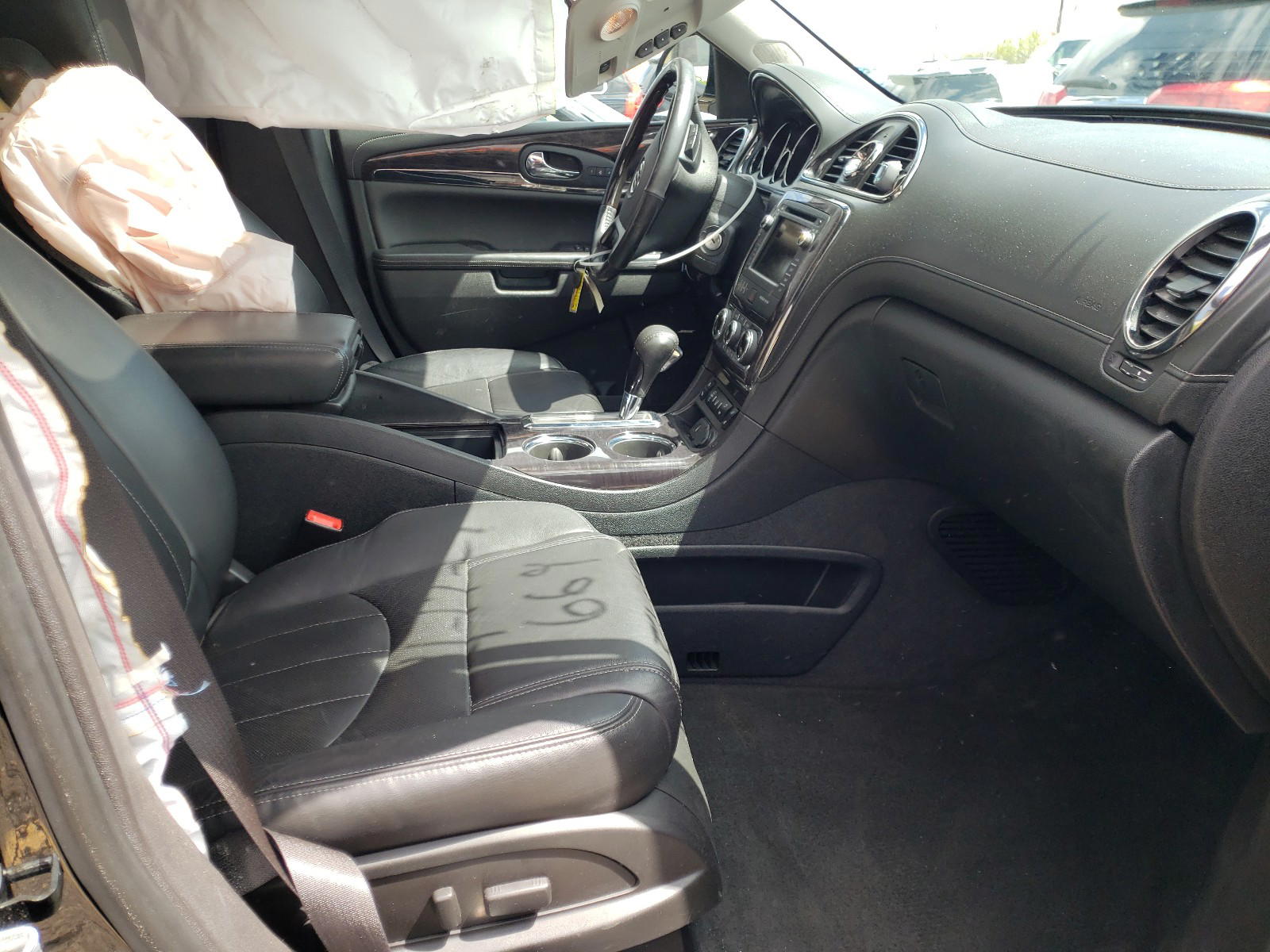 Photo 5 from auction – 2017 BUICK ENCLAVE with VIN 5GAKRBKD9HJ295648