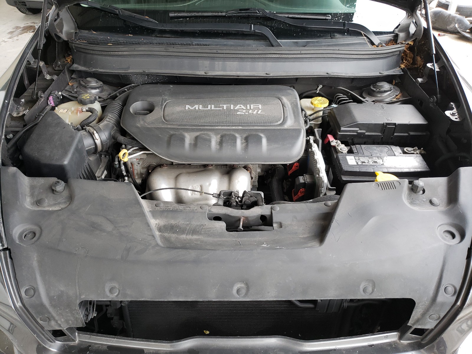 Photo 7 from auction – 2015 JEEP CHEROKEE L with VIN 1C4PJLCB6FW642674