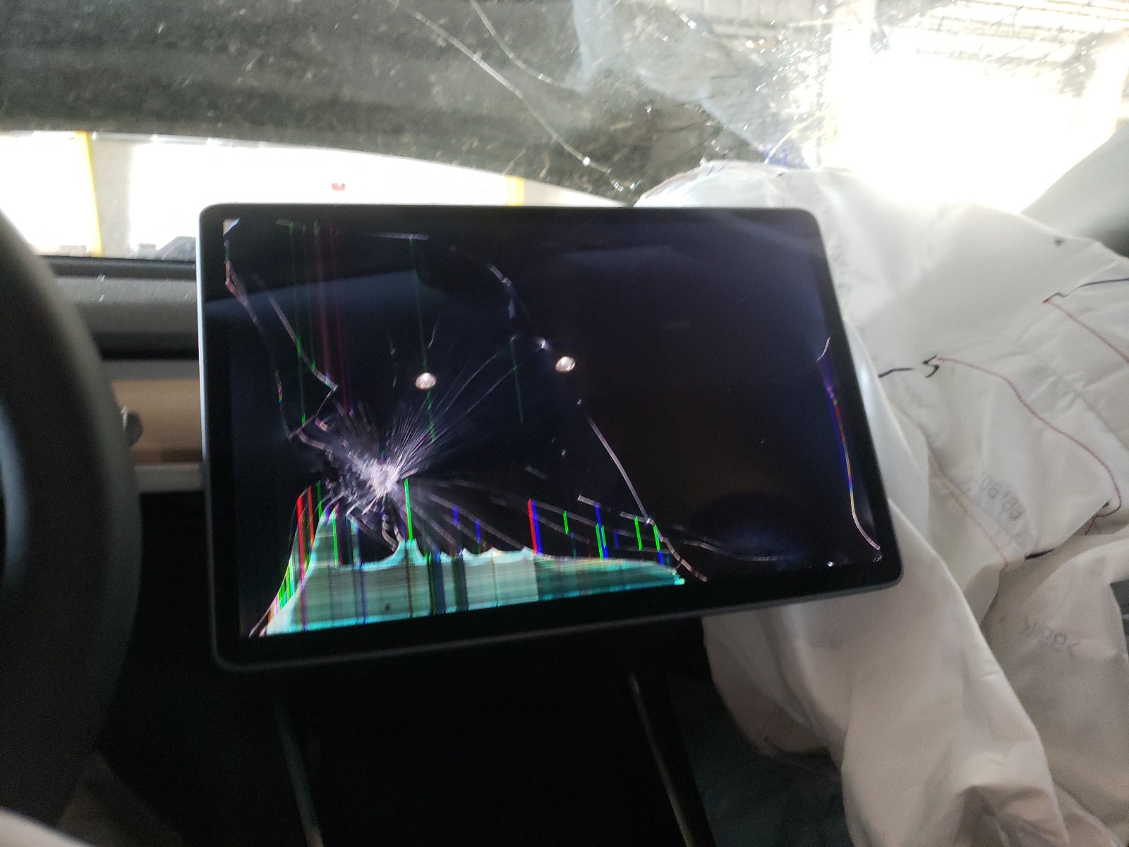 Zdjęcie 8 z aukcji – 2020 TESLA MODEL Y z VIN 5YJYGDEE3LF036300