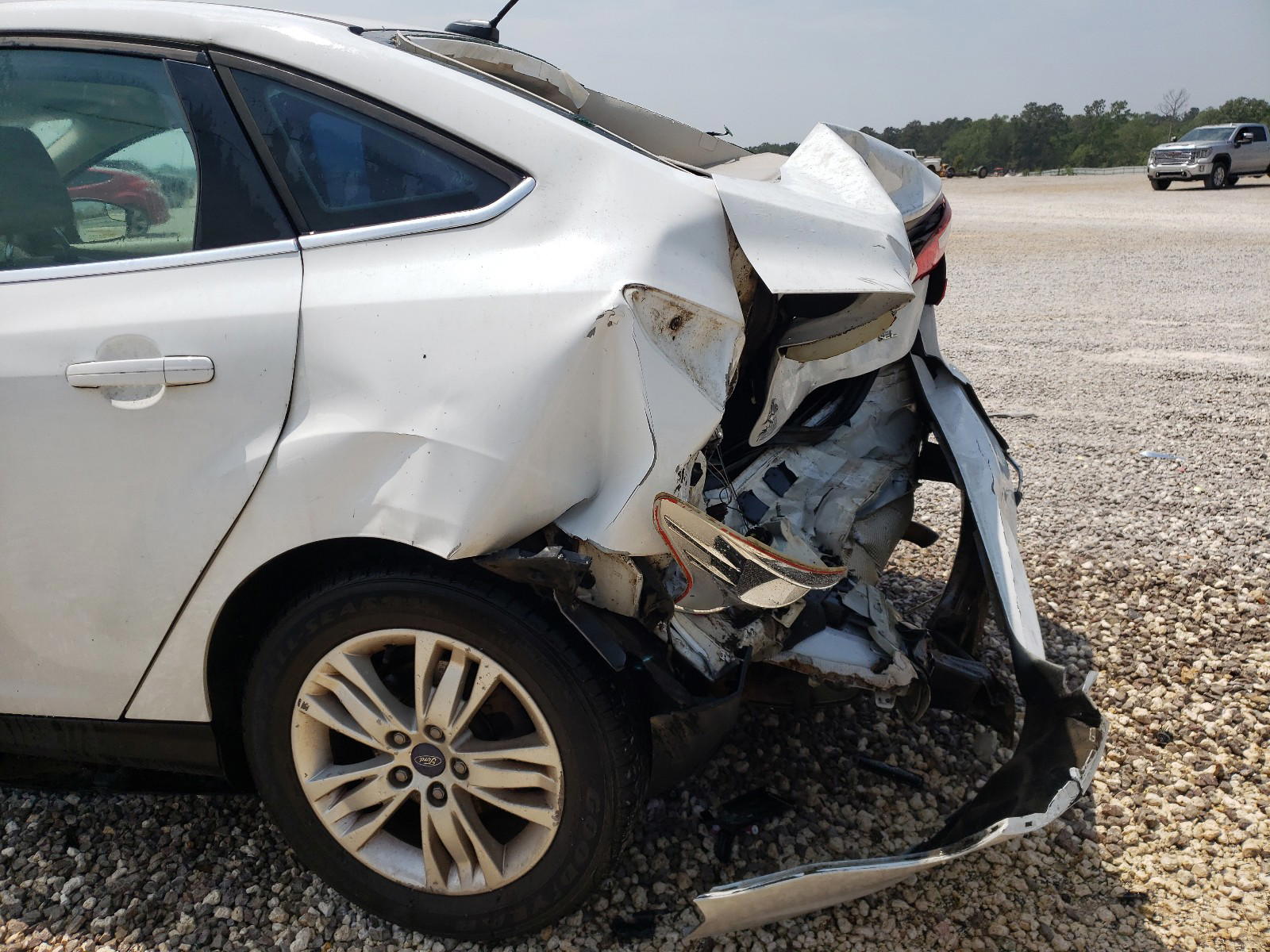 Photo 9 from auction – 2012 FORD FOCUS SEL with VIN 1FAHP3H26CL163217