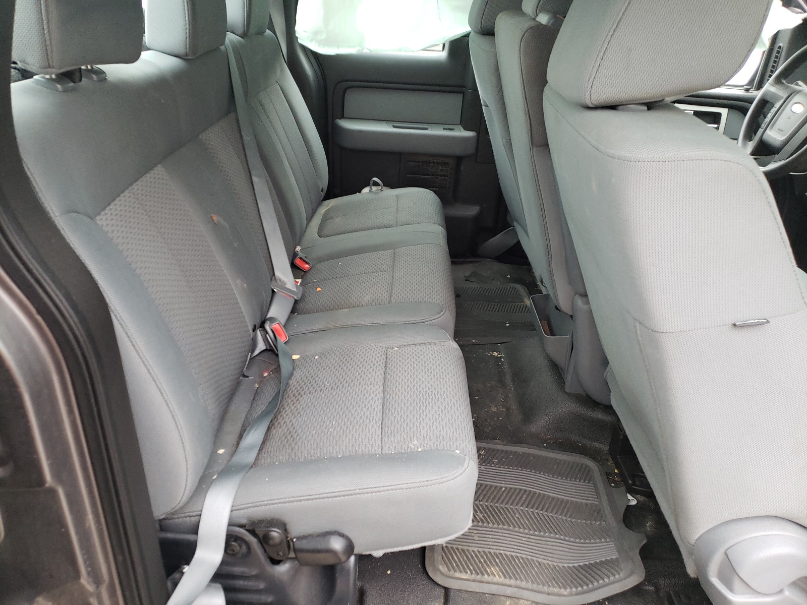 Photo 6 from auction – 2011 FORD F150 SUPER with VIN 1FTEX1CMXBKE04713