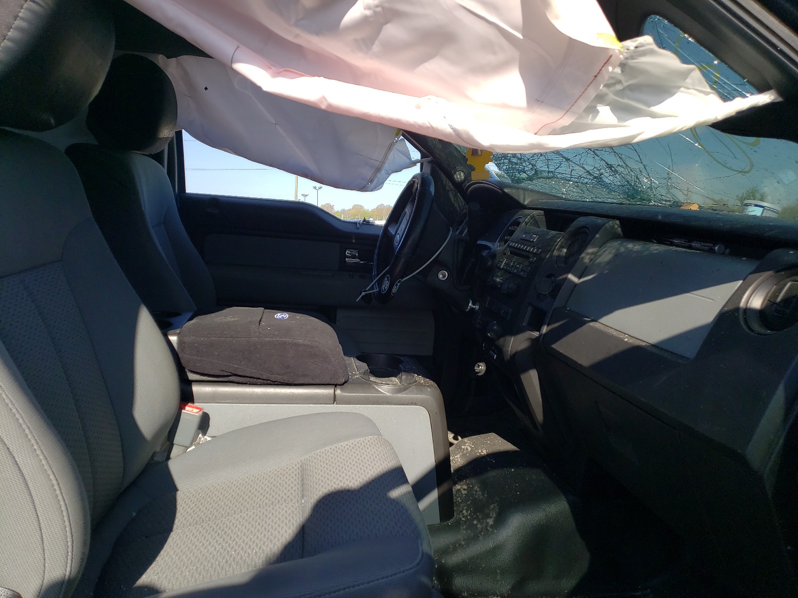 Photo 5 from auction – 2014 FORD F150 SUPER with VIN 1FTFW1EF3EKF89536
