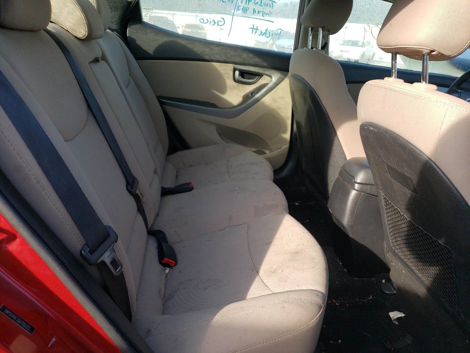 Photo 6 from auction – 2016 HYUNDAI ELANTRA SE with VIN 5NPDH4AE3GH705223