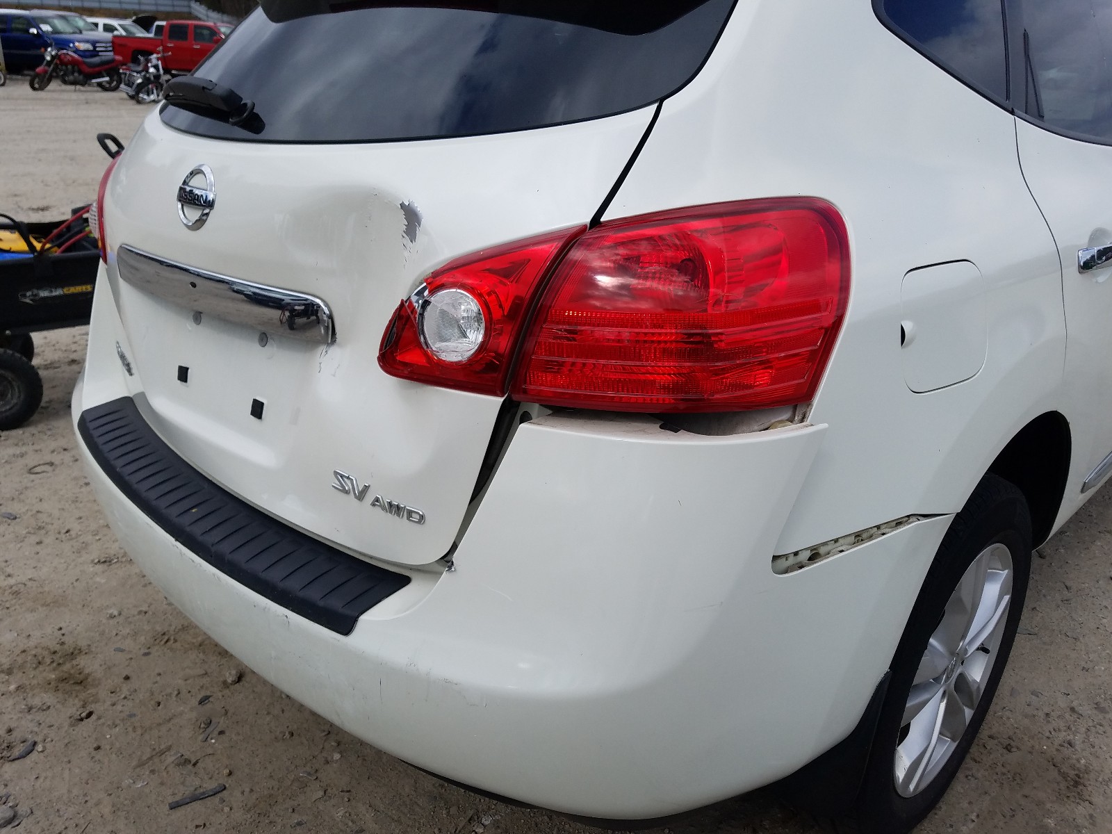Photo 9 from auction – 2012 NISSAN ROGUE S with VIN JN8AS5MV3CW402814