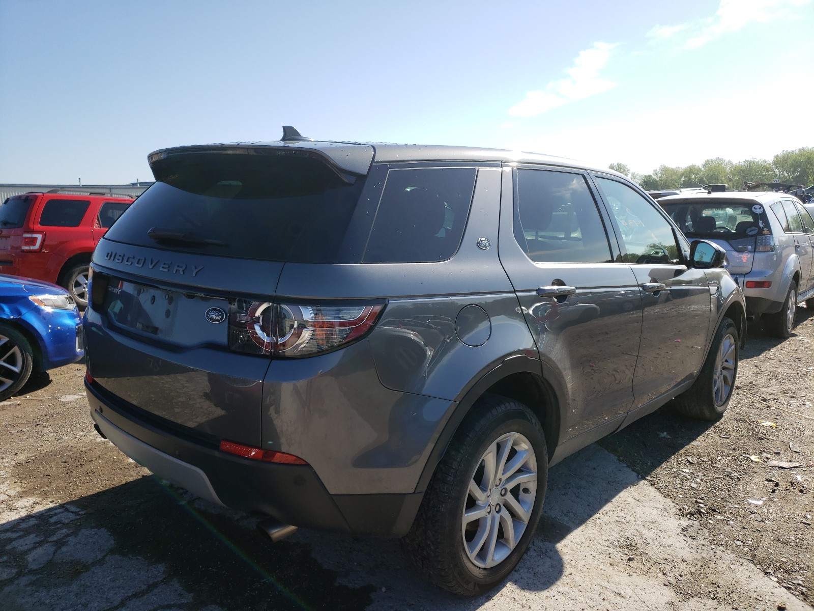 Photo 4 from auction – 2016 LAND ROVER DISCOVERY with VIN SALCR2BG5GH631436