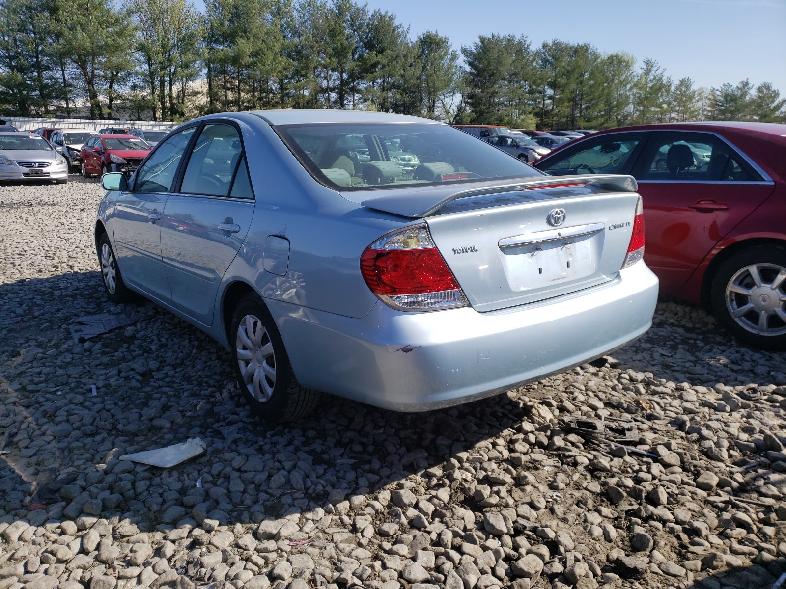 Photo 3 from auction – 2006 TOYOTA CAMRY with VIN 4T1BE32KX6U749069
