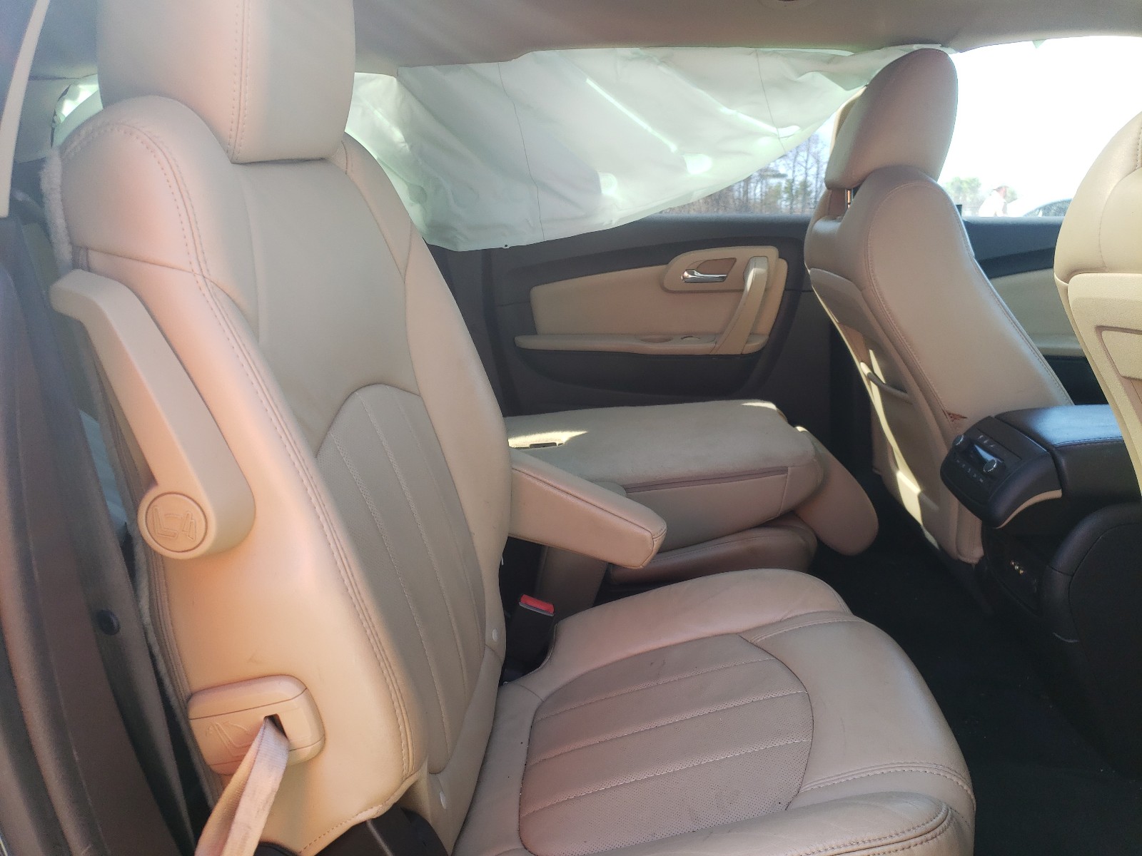 صورة رقم 6 من المزاد - 2012 CHEVROLET TRAVERSE L مع VIN 1GNKVLED2CJ210659
