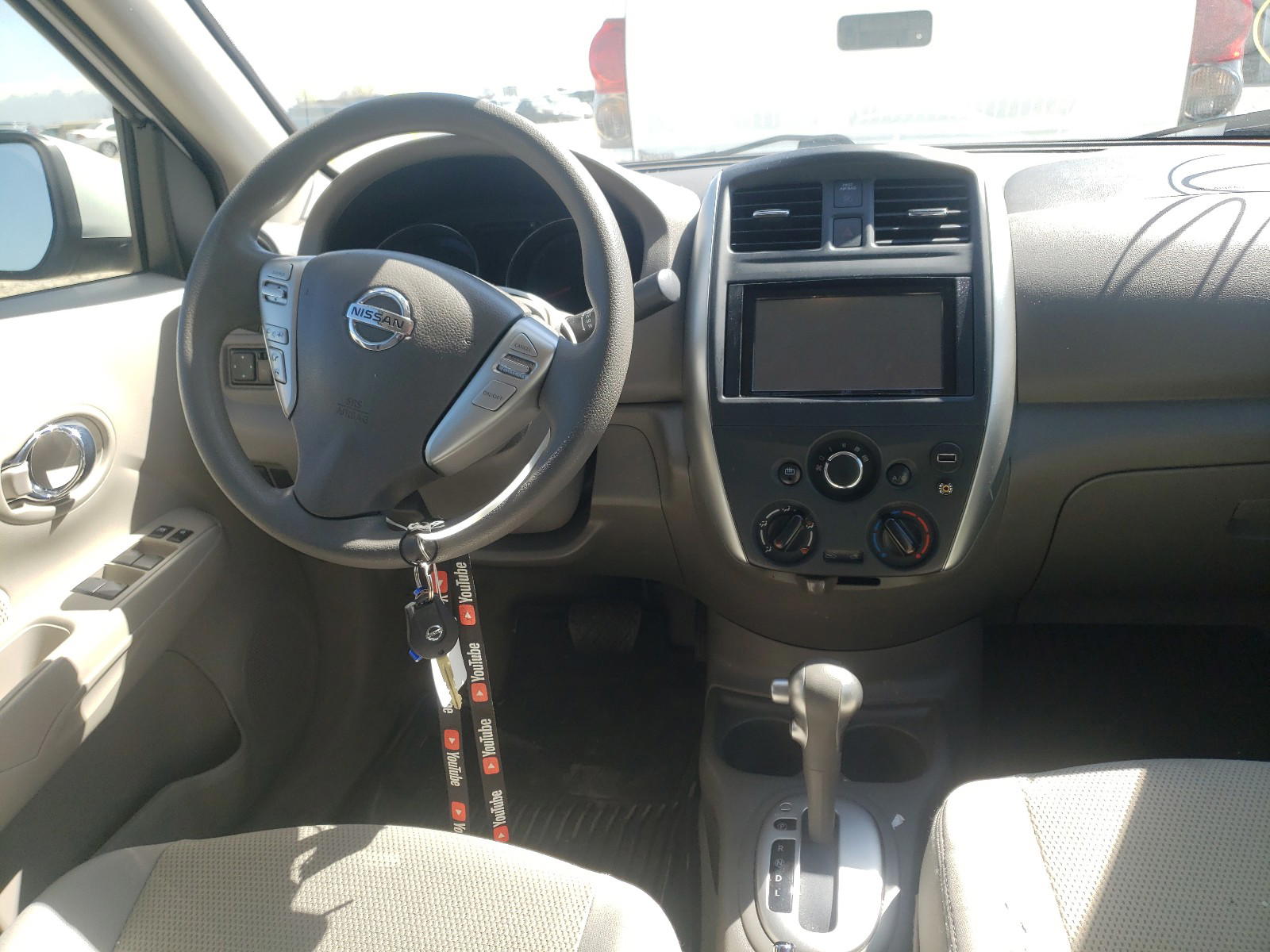 Photo 9 from auction – 2016 NISSAN VERSA S with VIN 3N1CN7AP7GL862019