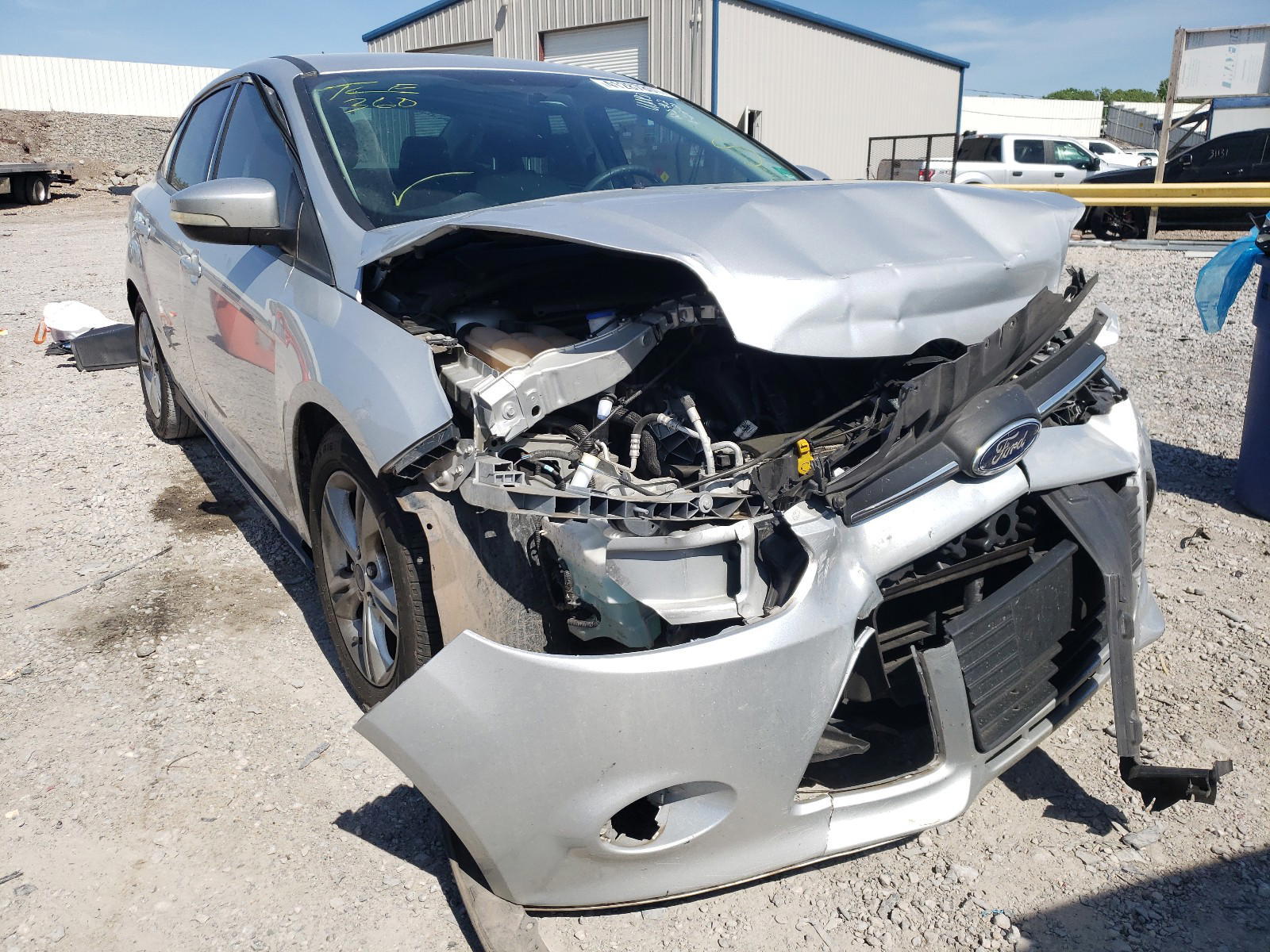FORD FOCUS SE 2014 with VIN 1FADP3F22EL281415 - Photo from auction