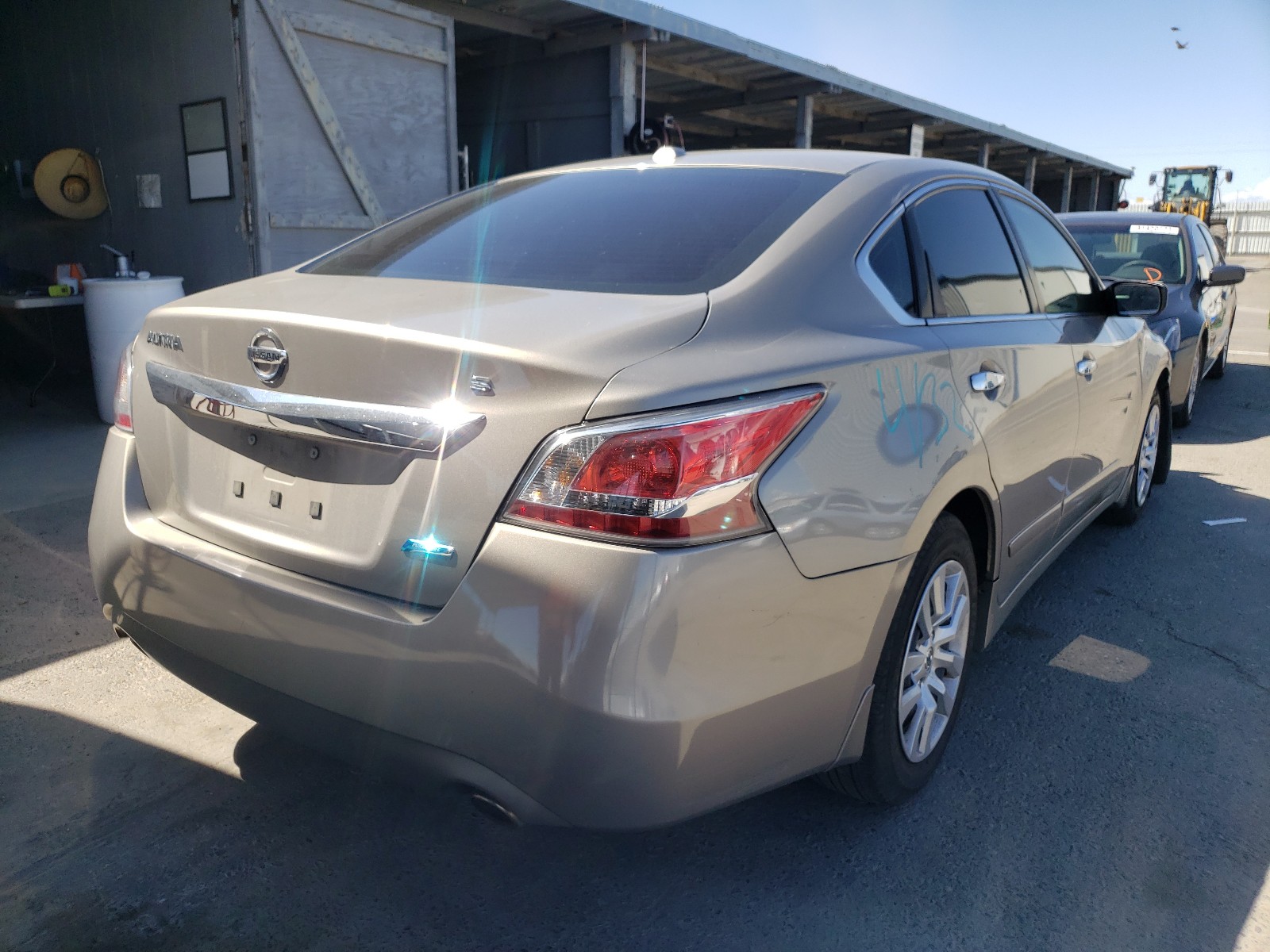 Photo 4 from auction – 2014 NISSAN ALTIMA 2.5 with VIN 1N4AL3AP0EN354111