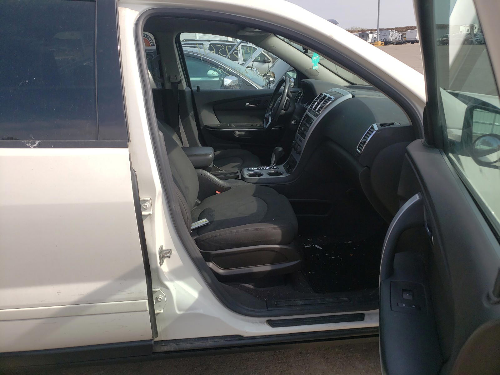 Photo 5 from auction – 2011 GMC ACADIA SLE with VIN 1GKKRNED5BJ399982