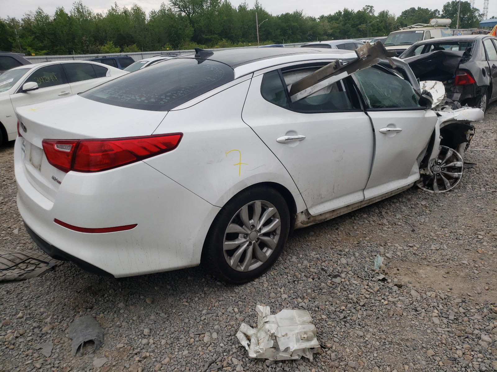 Photo 4 from auction – 2015 KIA OPTIMA EX with VIN 5XXGN4A73FG382678