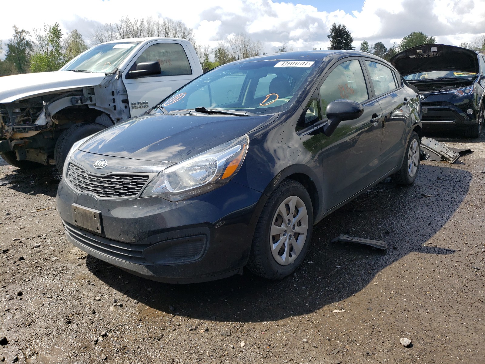 Foto 2 de la subasta – 2015 KIA RIO LX con VIN KNADM4A35F6432771
