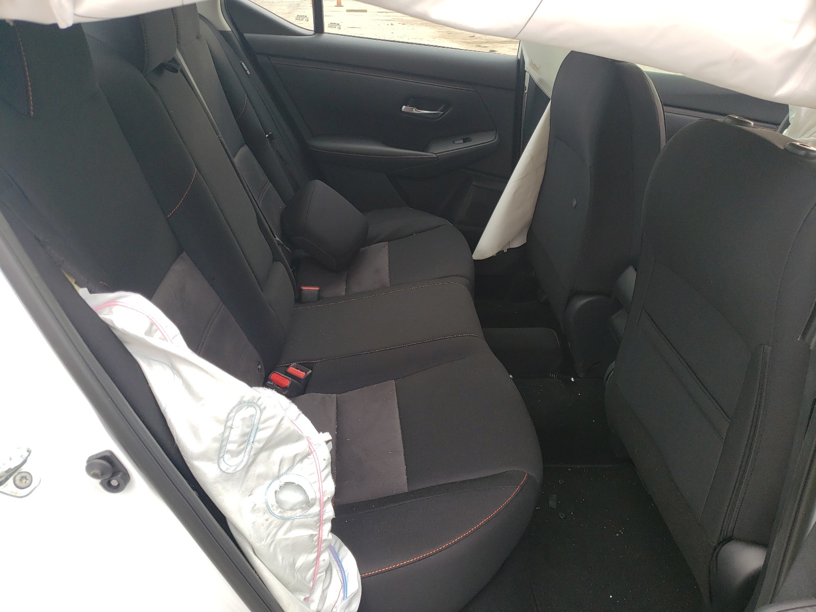 Photo 6 from auction – 2021 NISSAN SENTRA SR with VIN 3N1AB8DV2MY216112