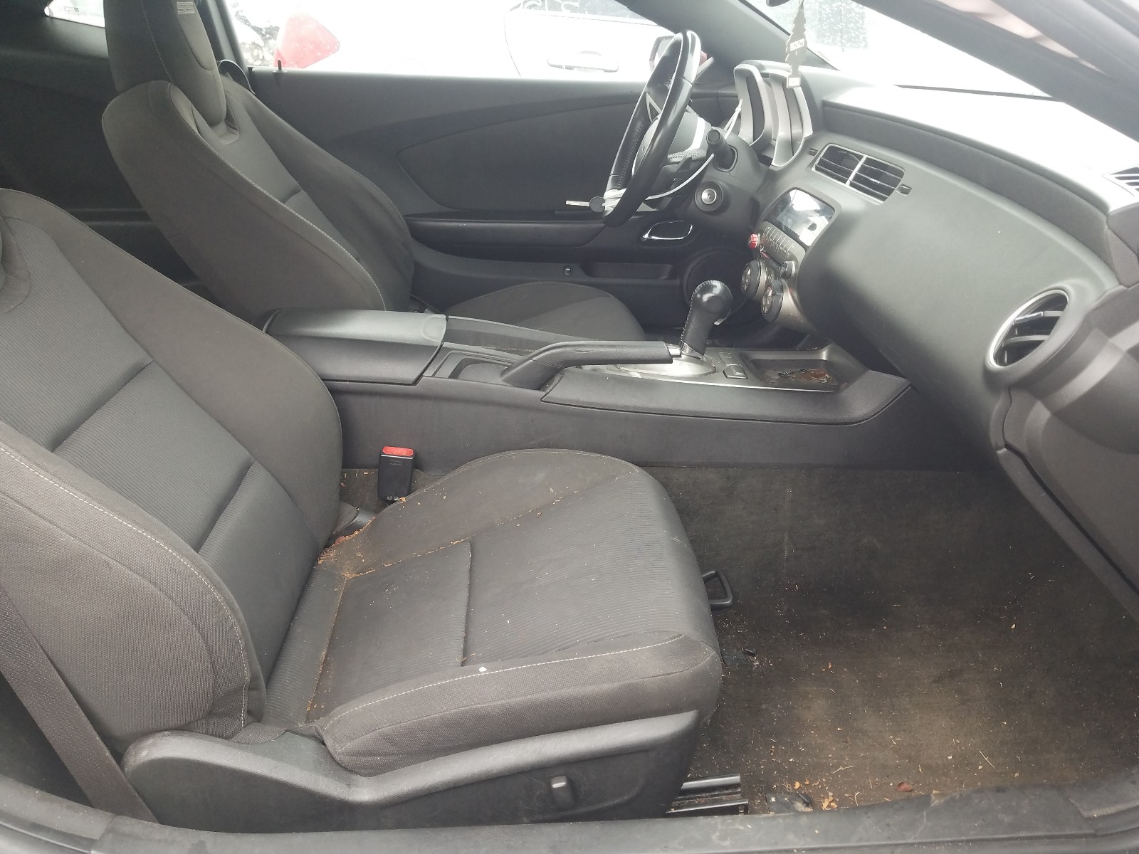 Photo 5 from auction – 2010 CHEVROLET CAMARO SS with VIN 2G1FJ1EJ7A9217320