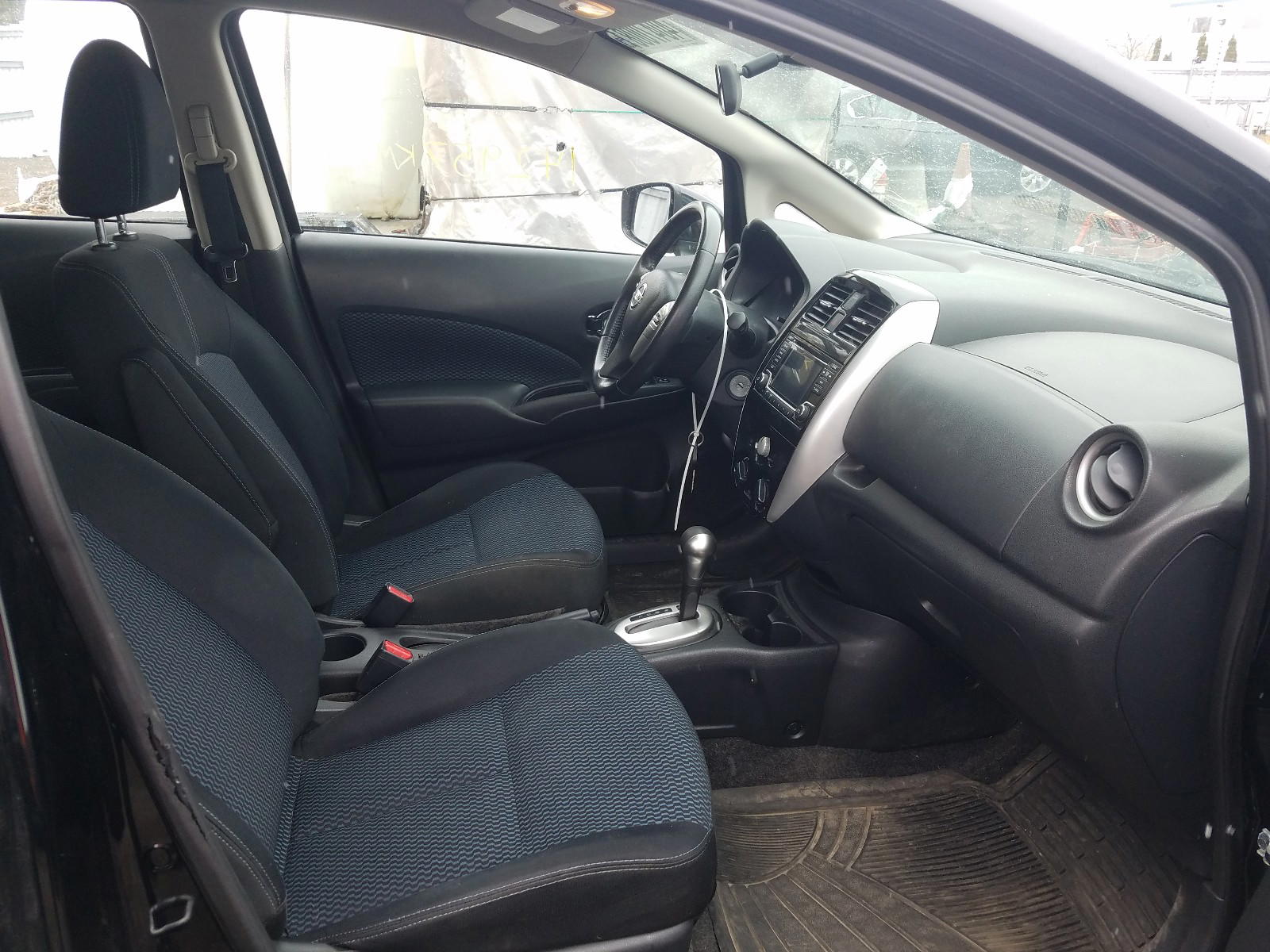 Photo 5 from auction – 2016 NISSAN VERSA NOTE with VIN 3N1CE2CP7GL398147