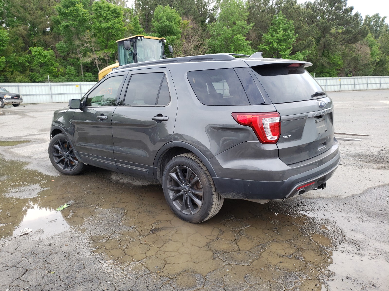 Фото 3 с аукциона – 2017 FORD EXPLORER X с VIN 1FM5K7D82HGA58487