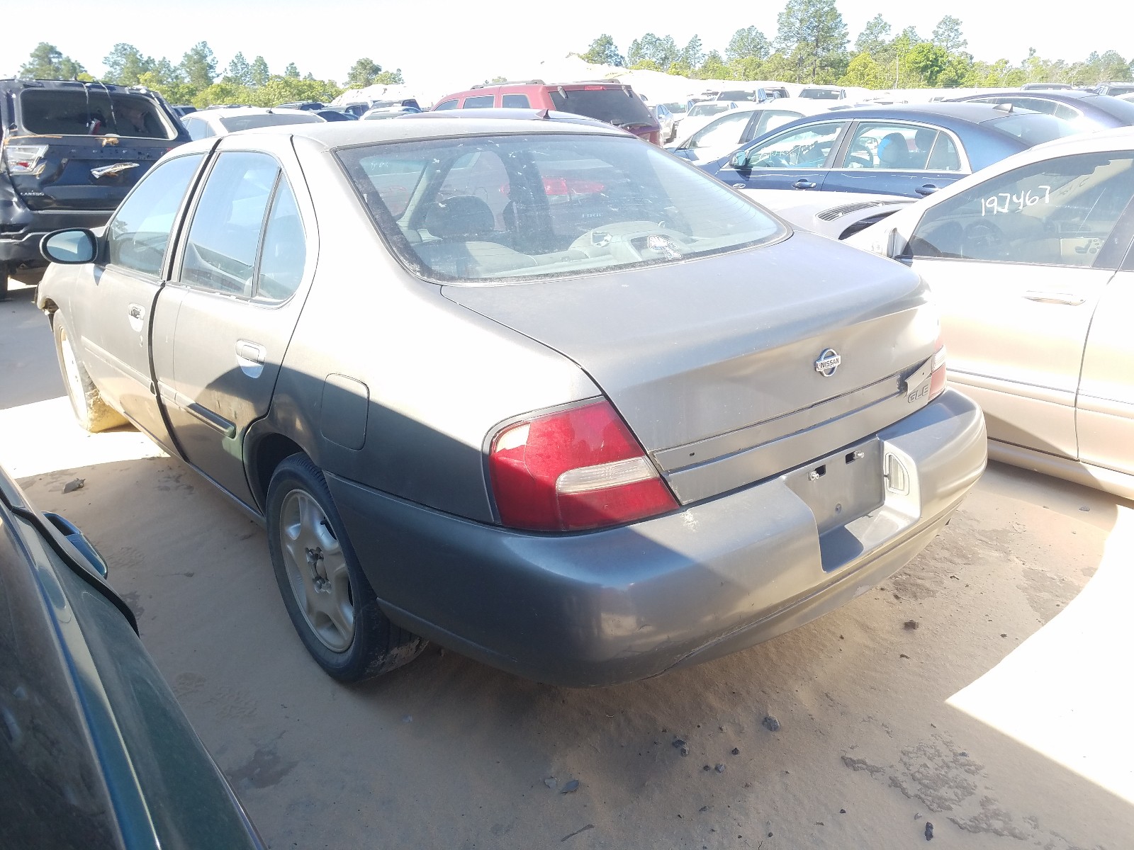 Photo 3 from auction – 2001 NISSAN ALTIMA GXE with VIN 1N4DL01AX1C202544
