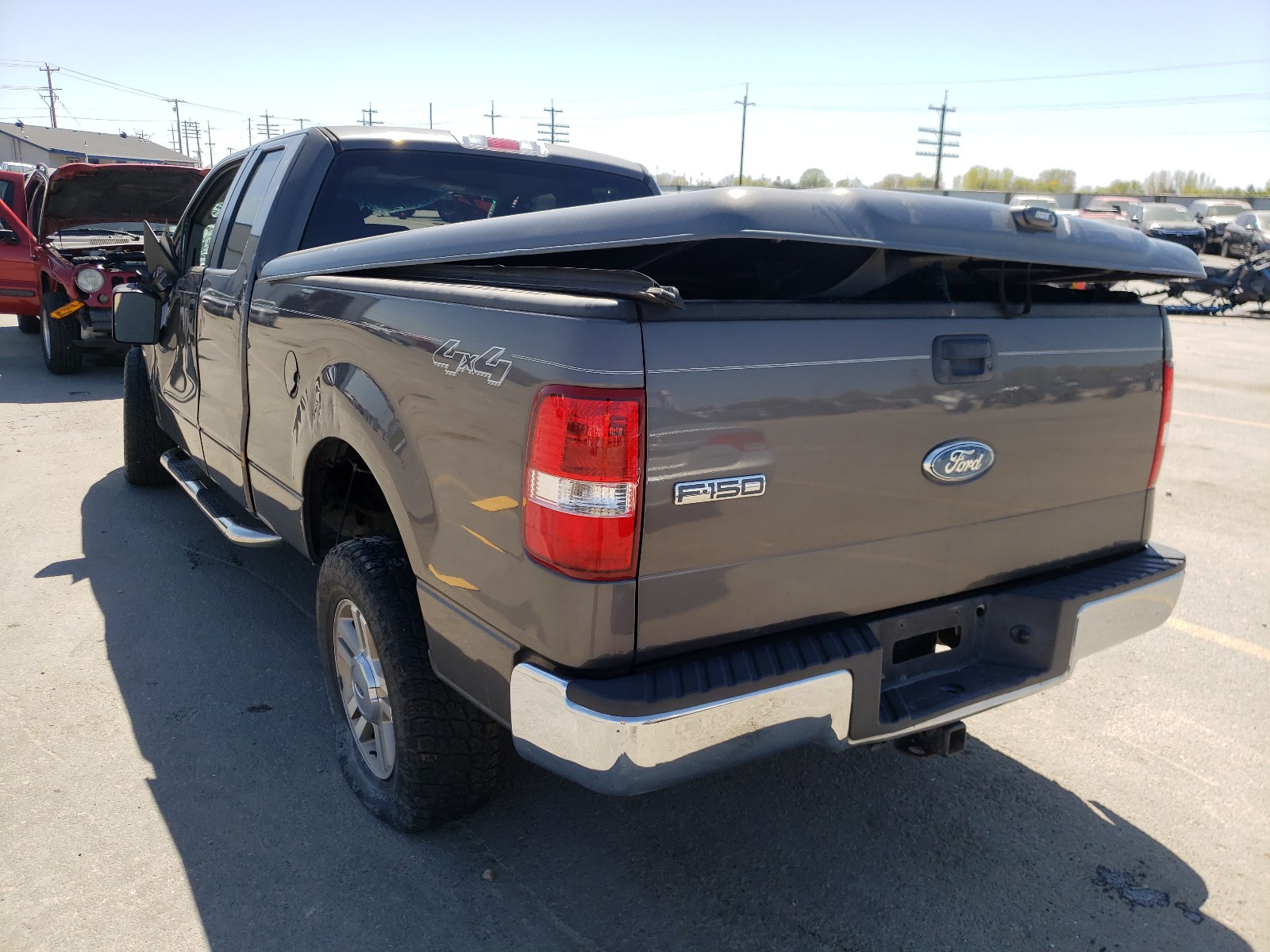 Photo 3 from auction – 2006 FORD F150 with VIN 1FTRX14W36KD20952