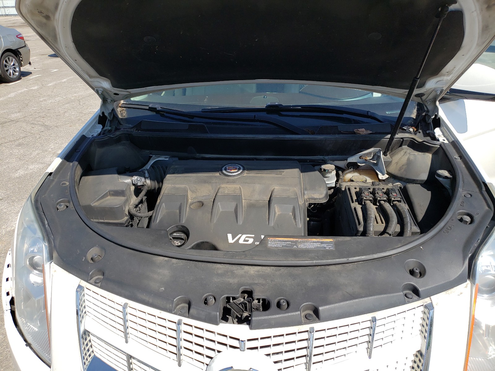 Photo 7 from auction – 2012 CADILLAC SRX LUXURY with VIN 3GYFNAE3XCS635092