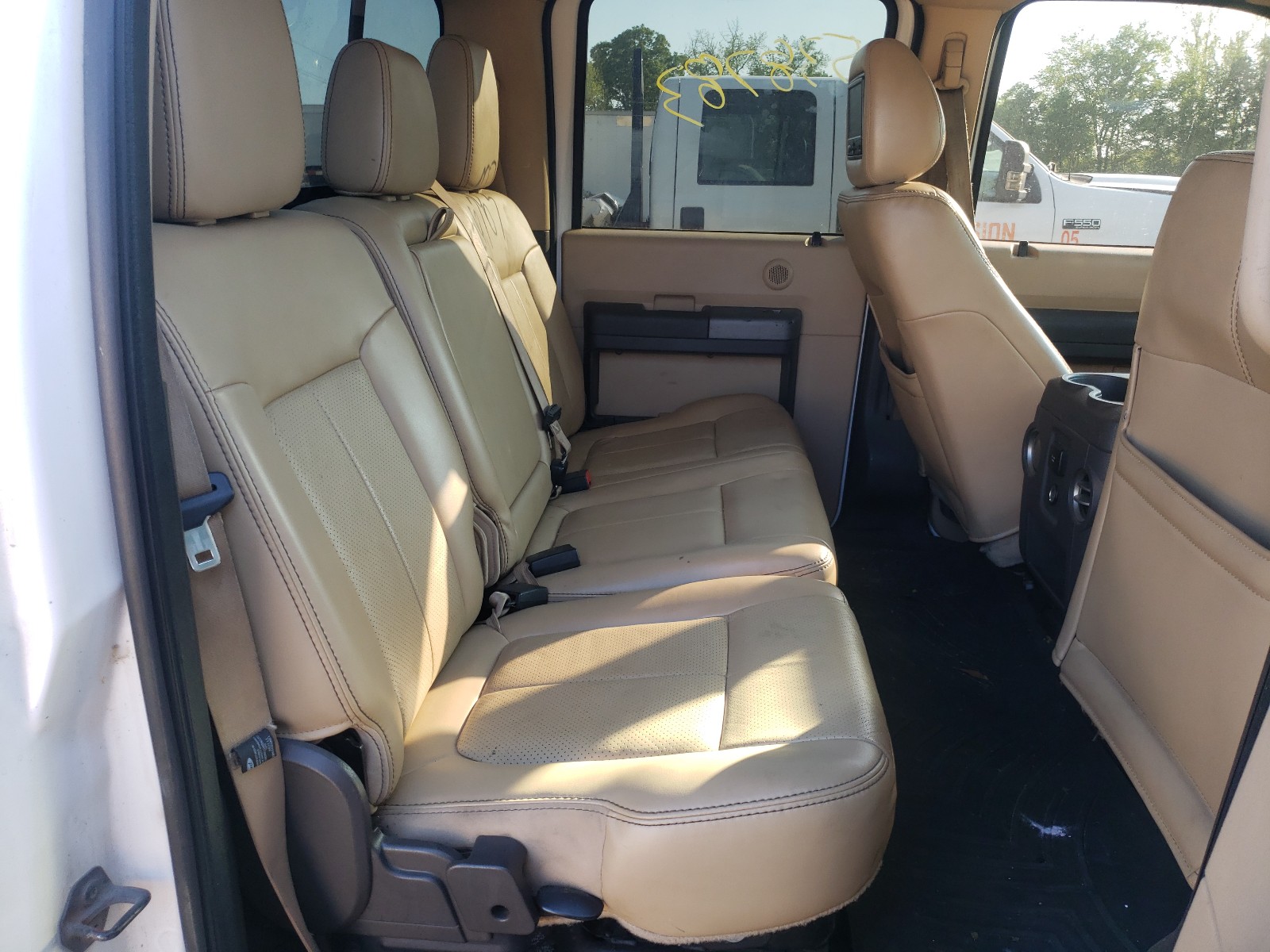 Photo 6 from auction – 2011 FORD F350 SUPER with VIN 1FT8W3CT1BEC35327