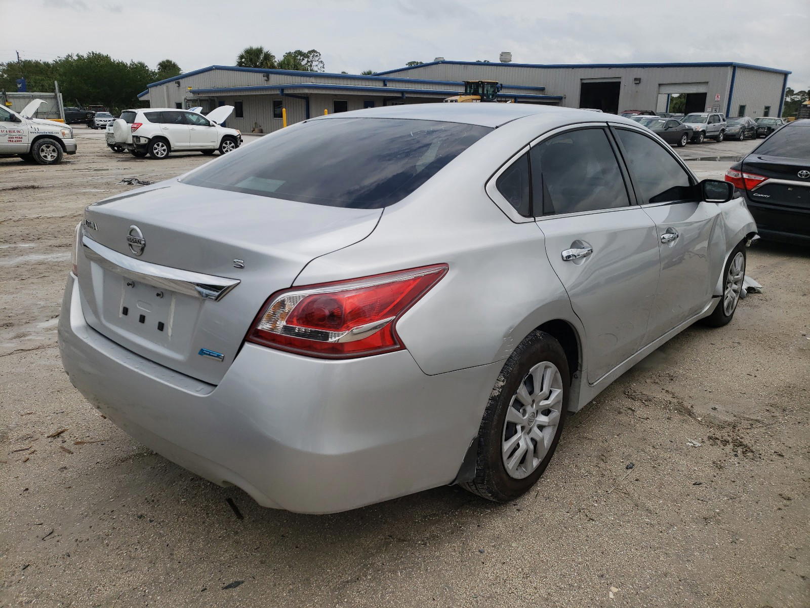 Photo 4 from auction – 2013 NISSAN ALTIMA 2.5 with VIN 1N4AL3APXDC200080