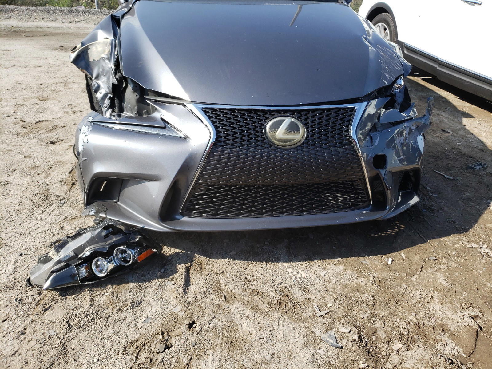 Photo 9 from auction – 2016 LEXUS IS 200T with VIN JTHBA1D26G5018604