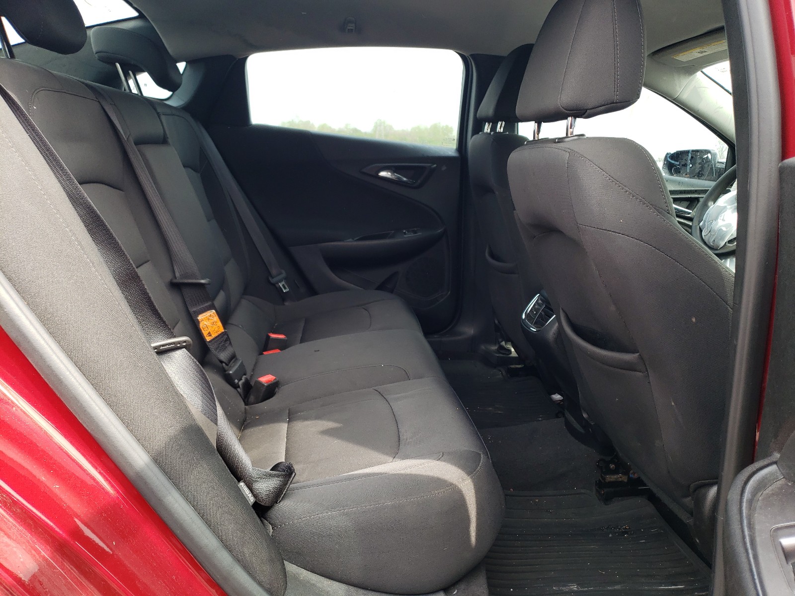 Photo 6 from auction – 2017 CHEVROLET MALIBU LT with VIN 1G1ZE5ST8HF136729