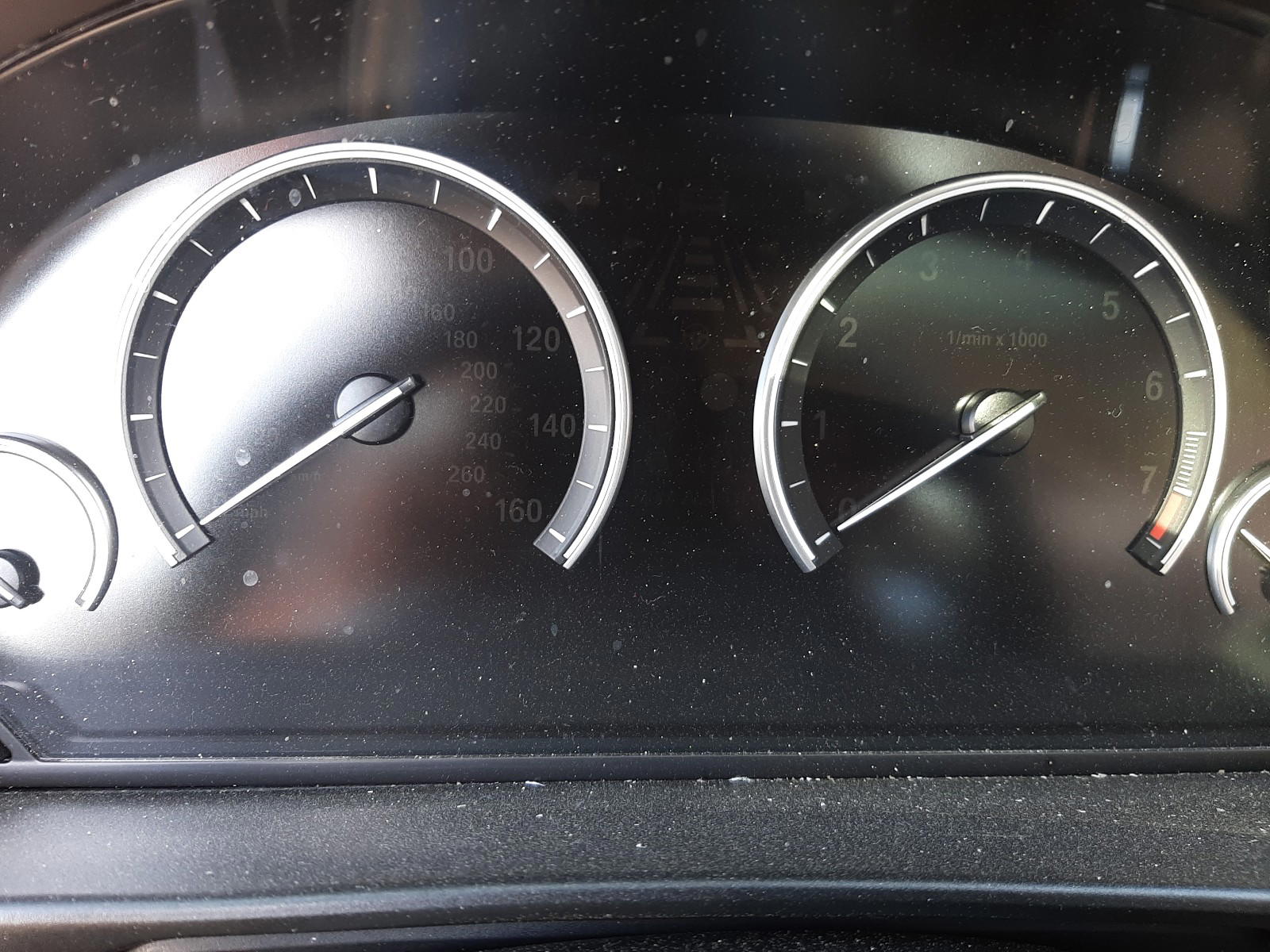 Photo 8 from auction – 2016 BMW 528 I with VIN WBA5A5C57GG352420